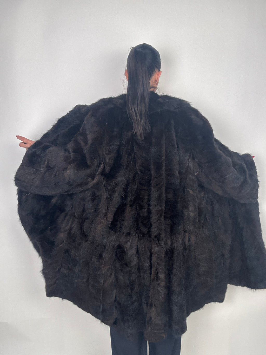Cappotto in visone N631