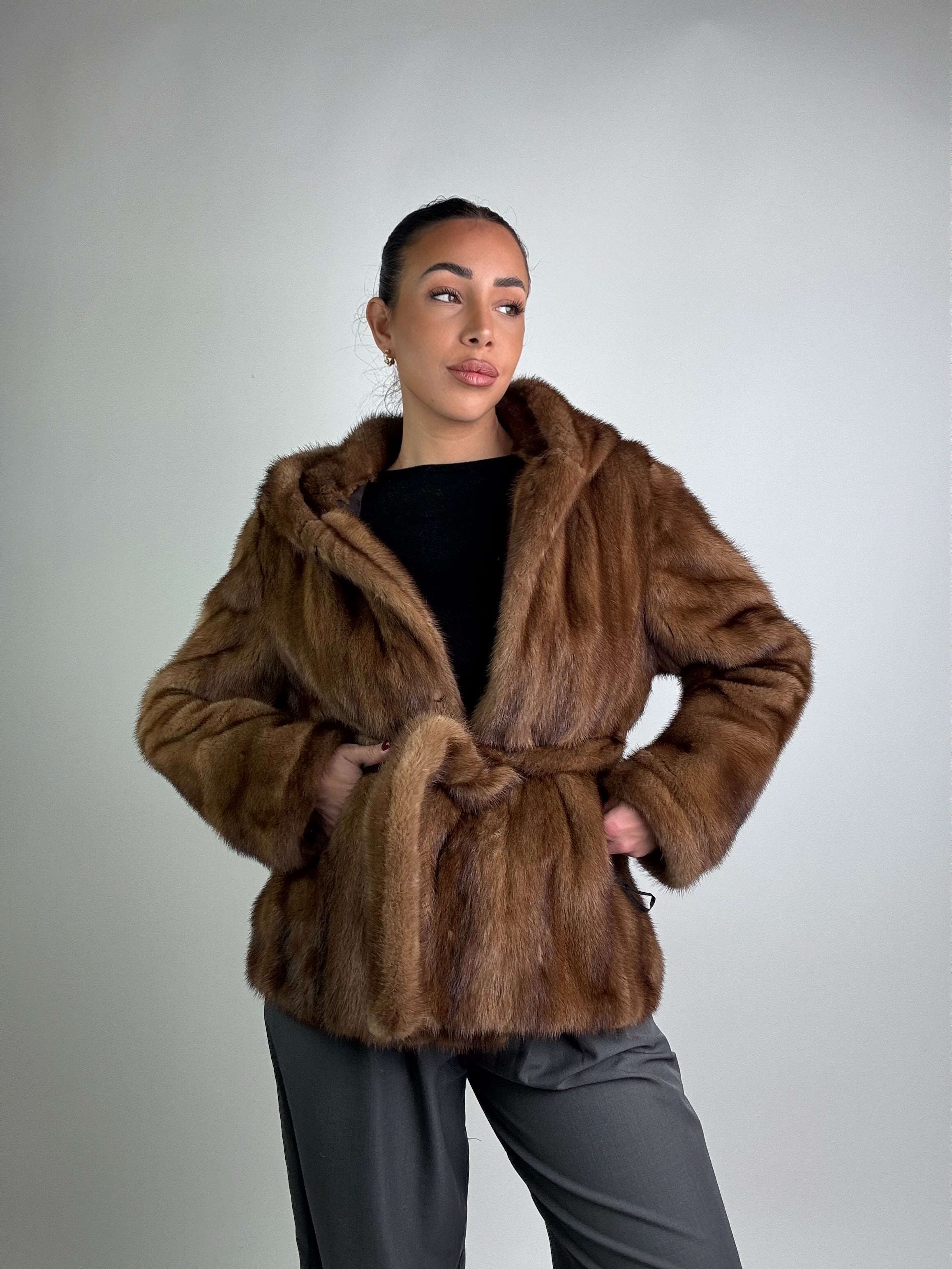 Giacca in visone cintura e cappuccio N229