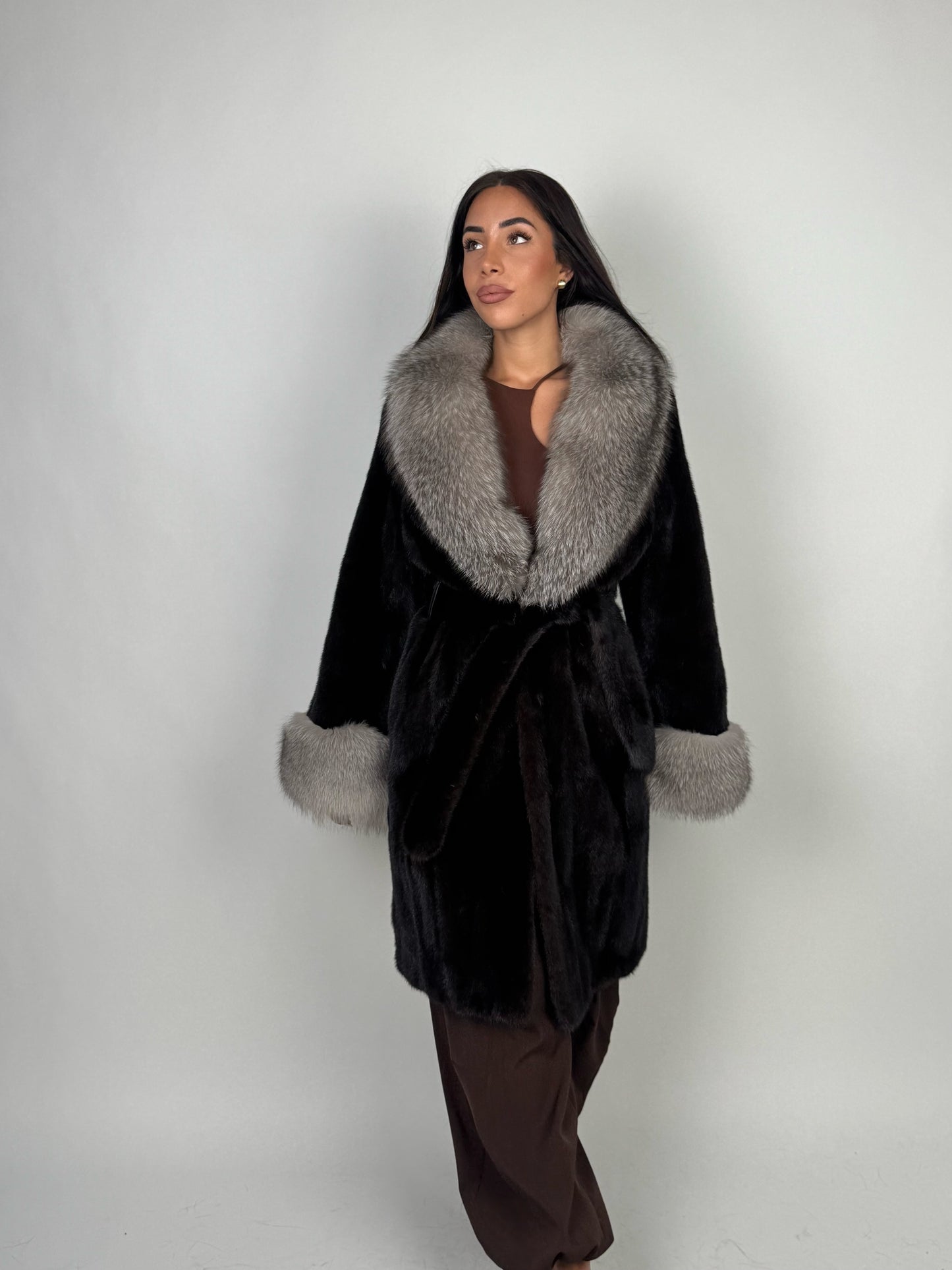 Cappotto in visone e volpe frost N667