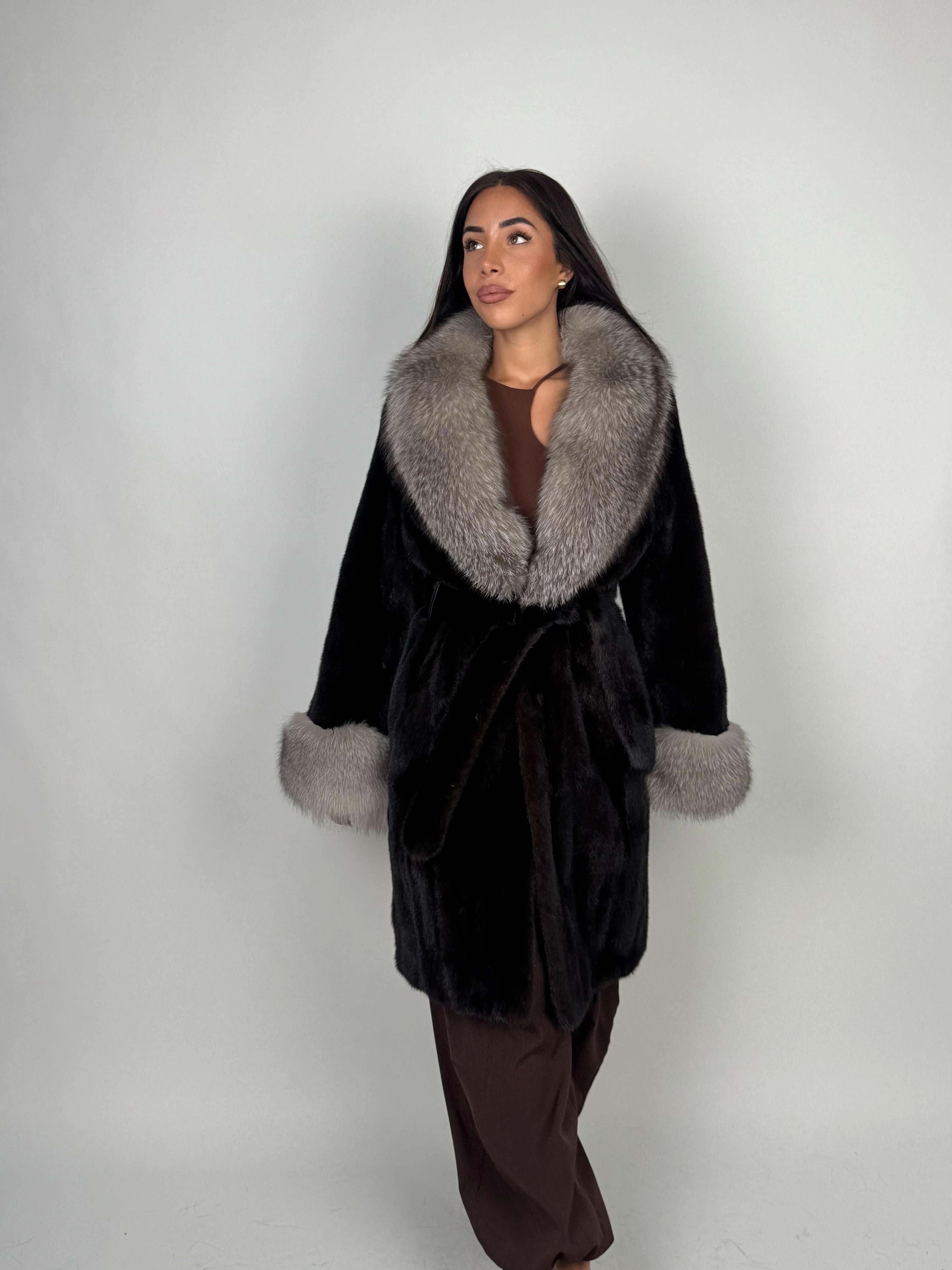 Cappotto in visone e volpe frost N667
