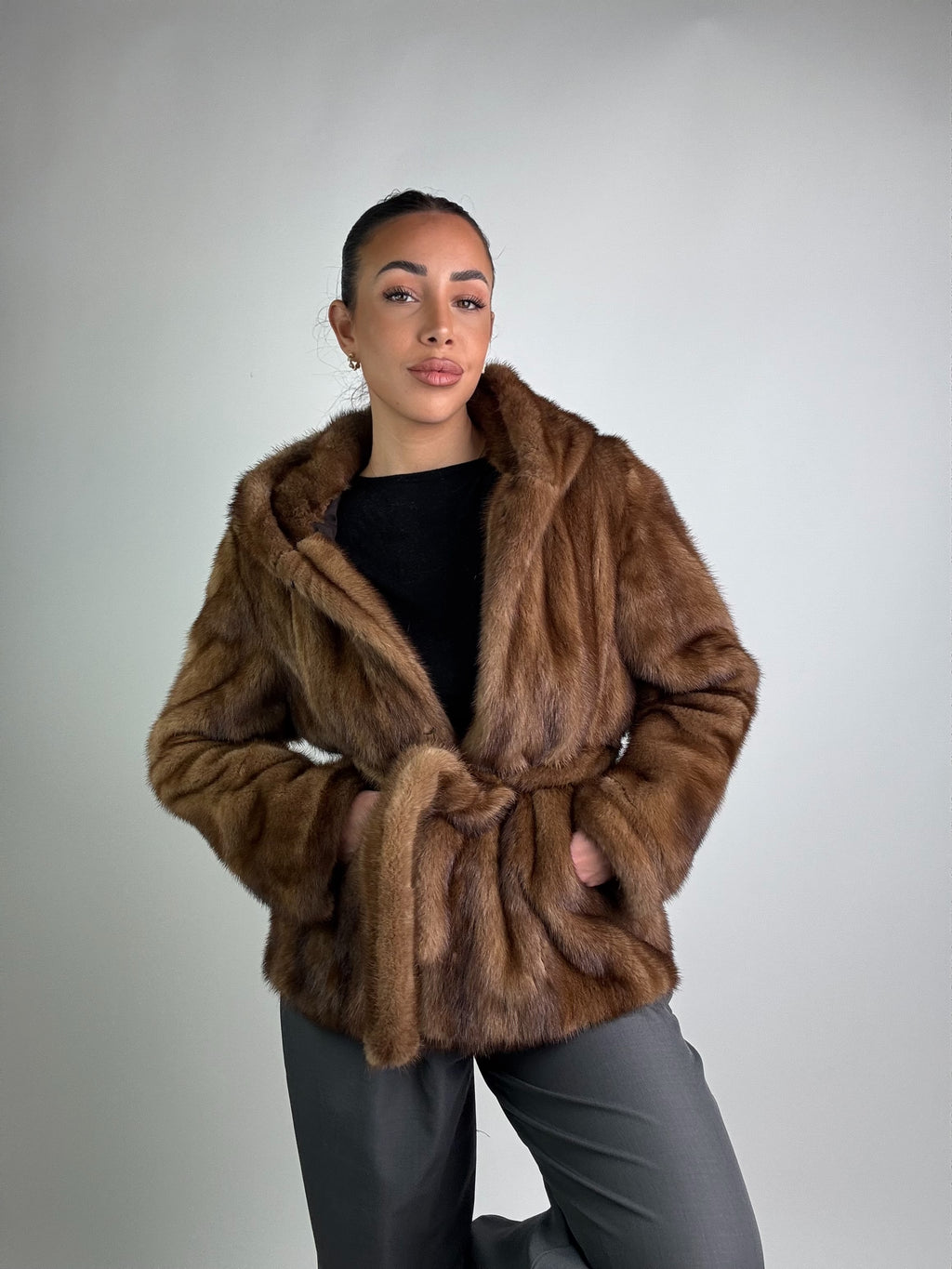 Giacca in visone cintura e cappuccio N229