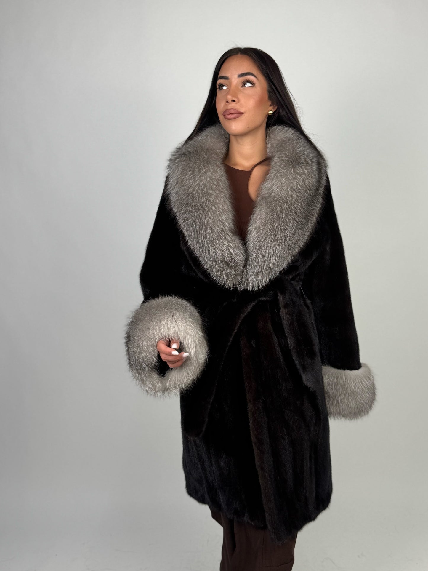 Cappotto in visone e volpe frost N667