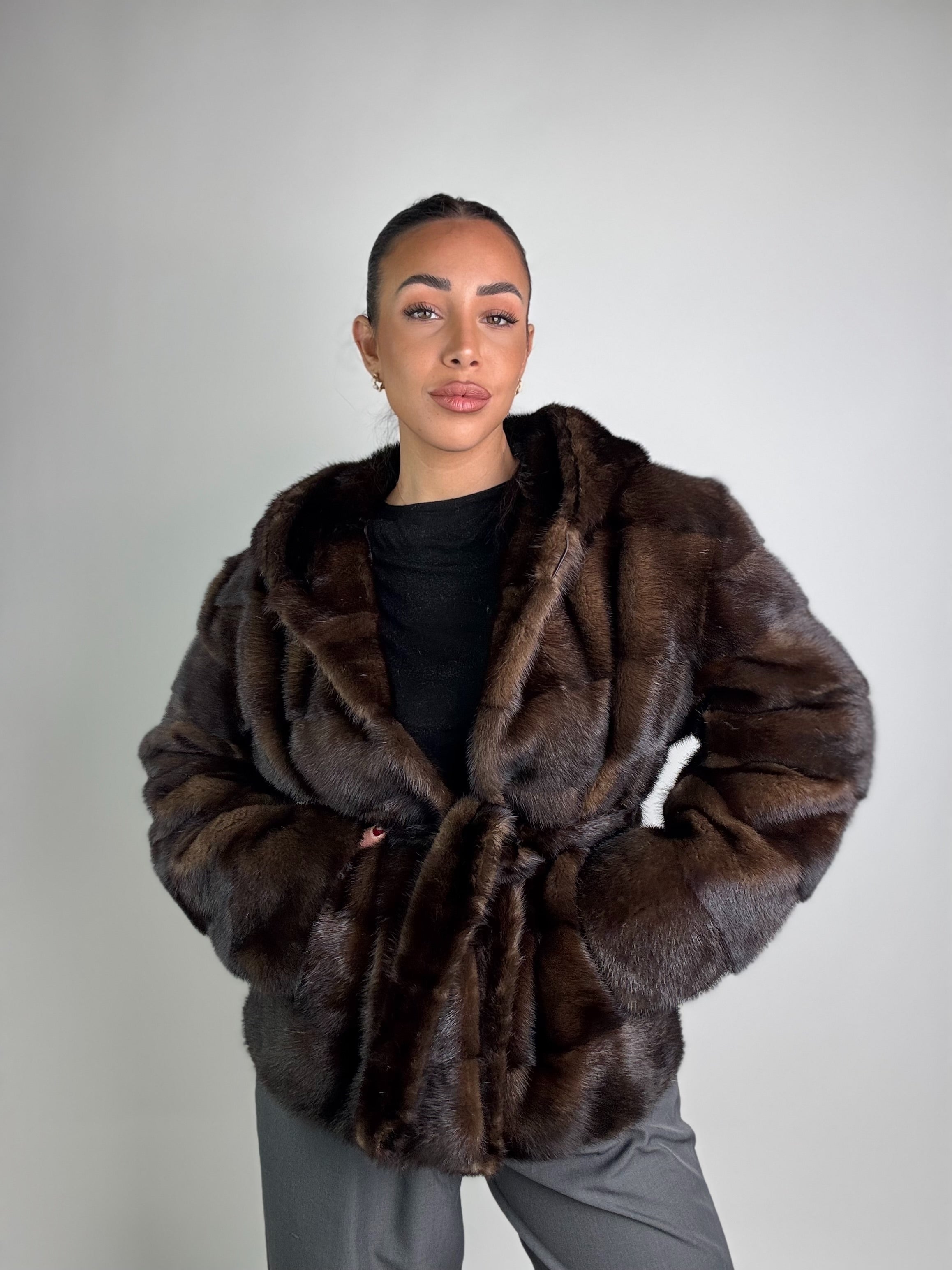 Giacca in visone cintura e cappuccio N230