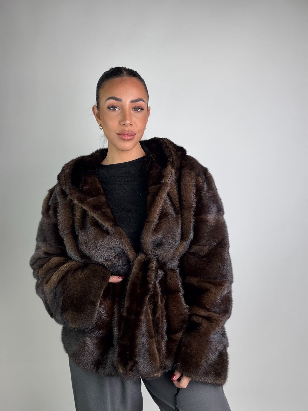 Giacca in visone cintura e cappuccio N230