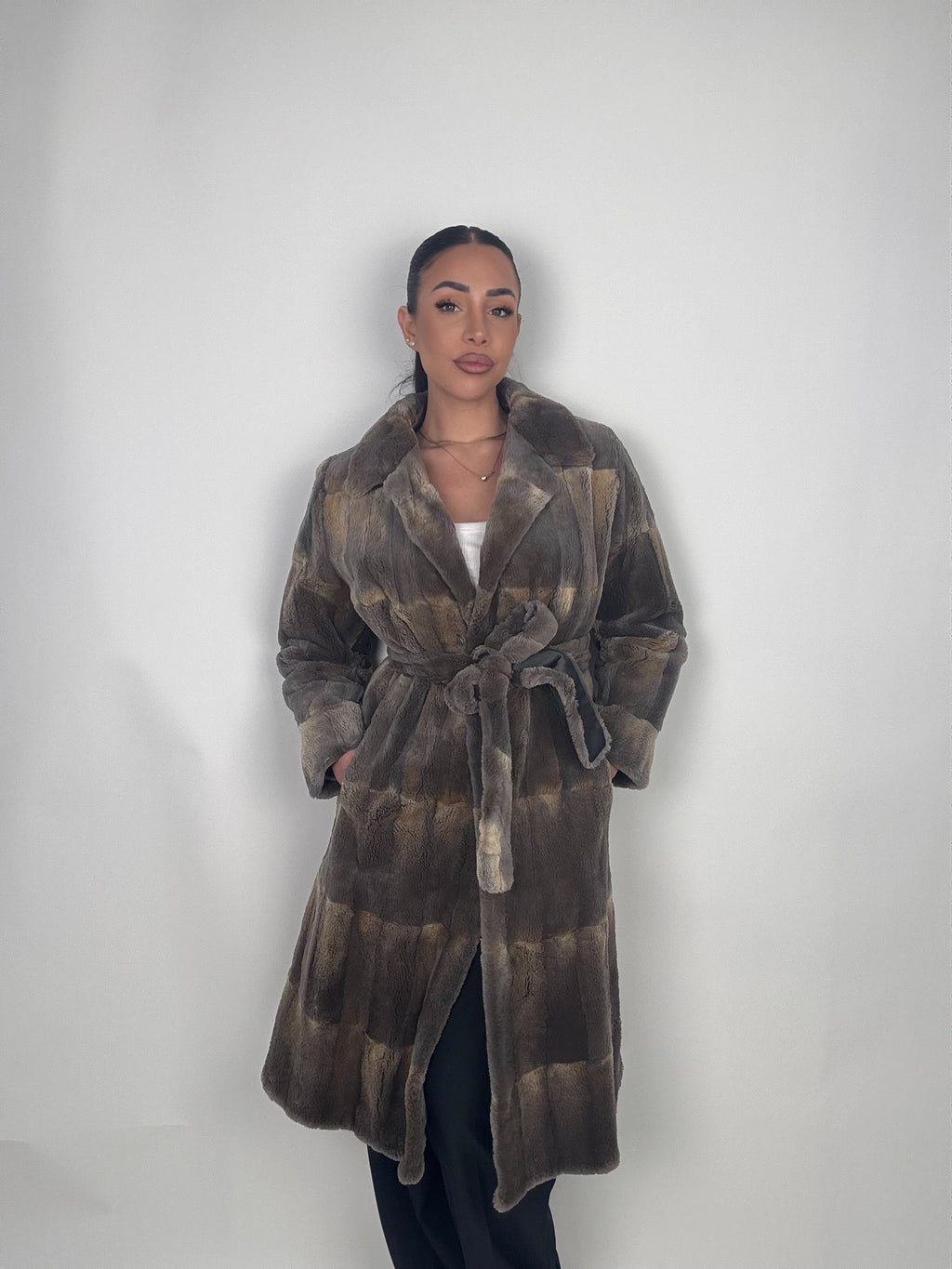 Cappotto in visone N629