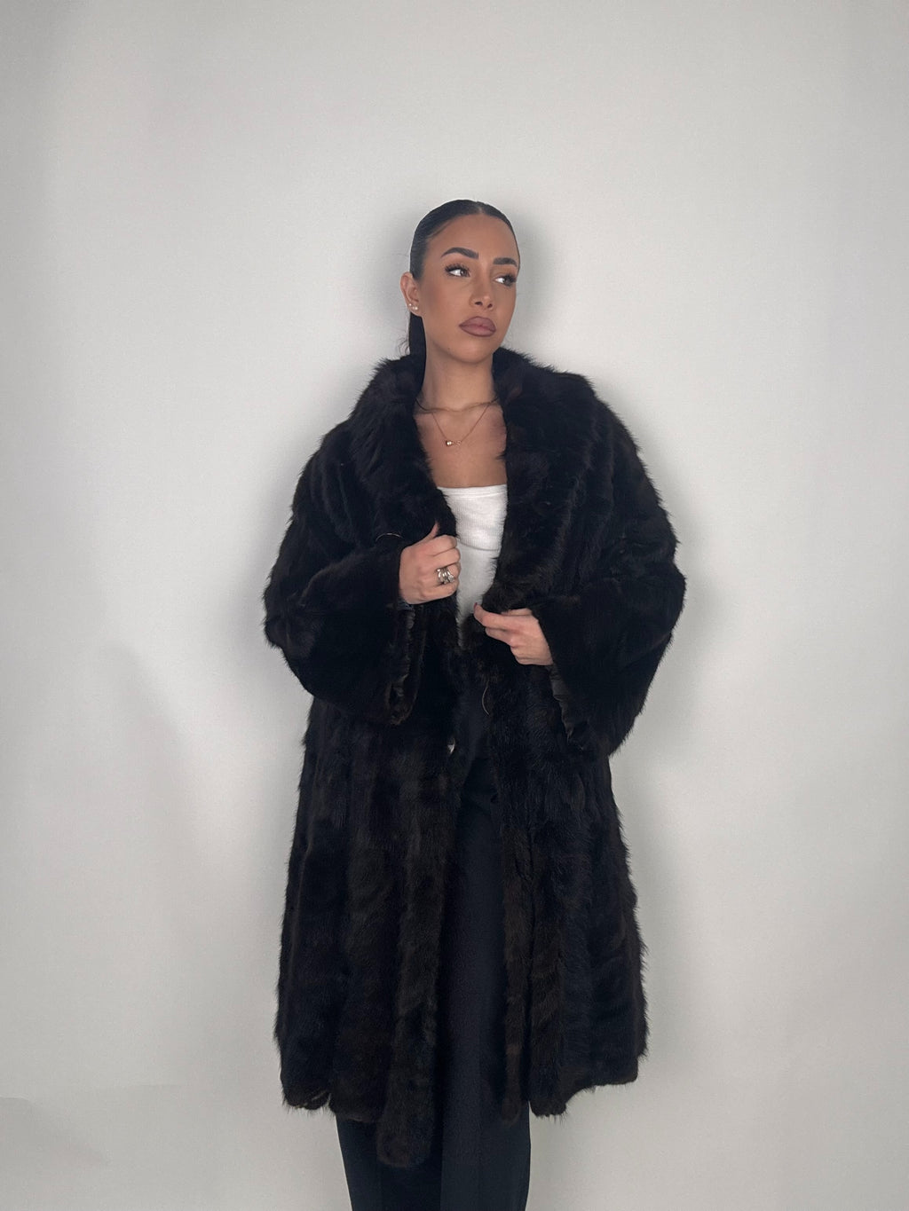 Cappotto in visone N631