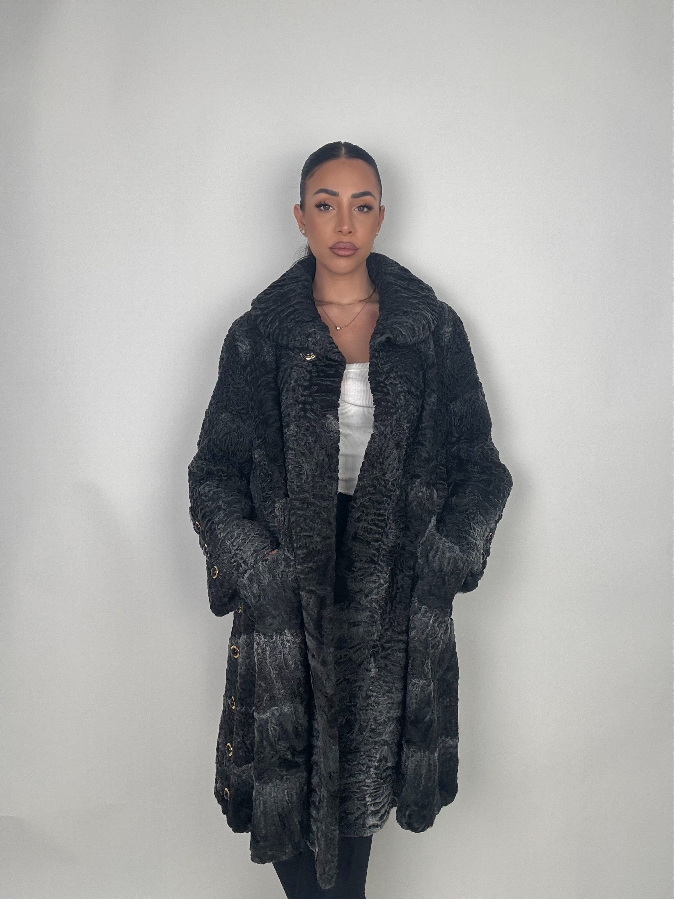 Cappotto in astrakan N70