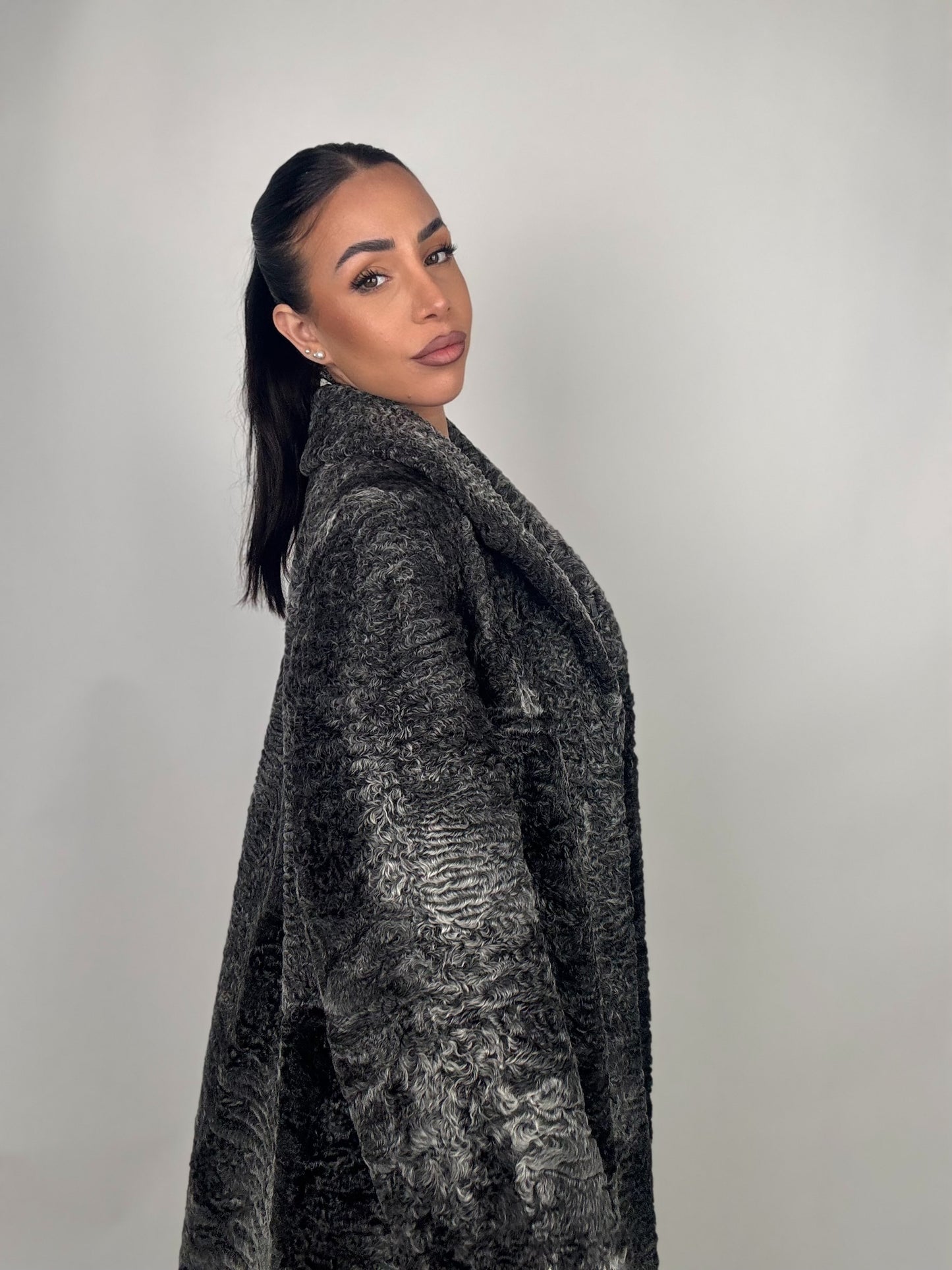 Cappotto in astrakan N71