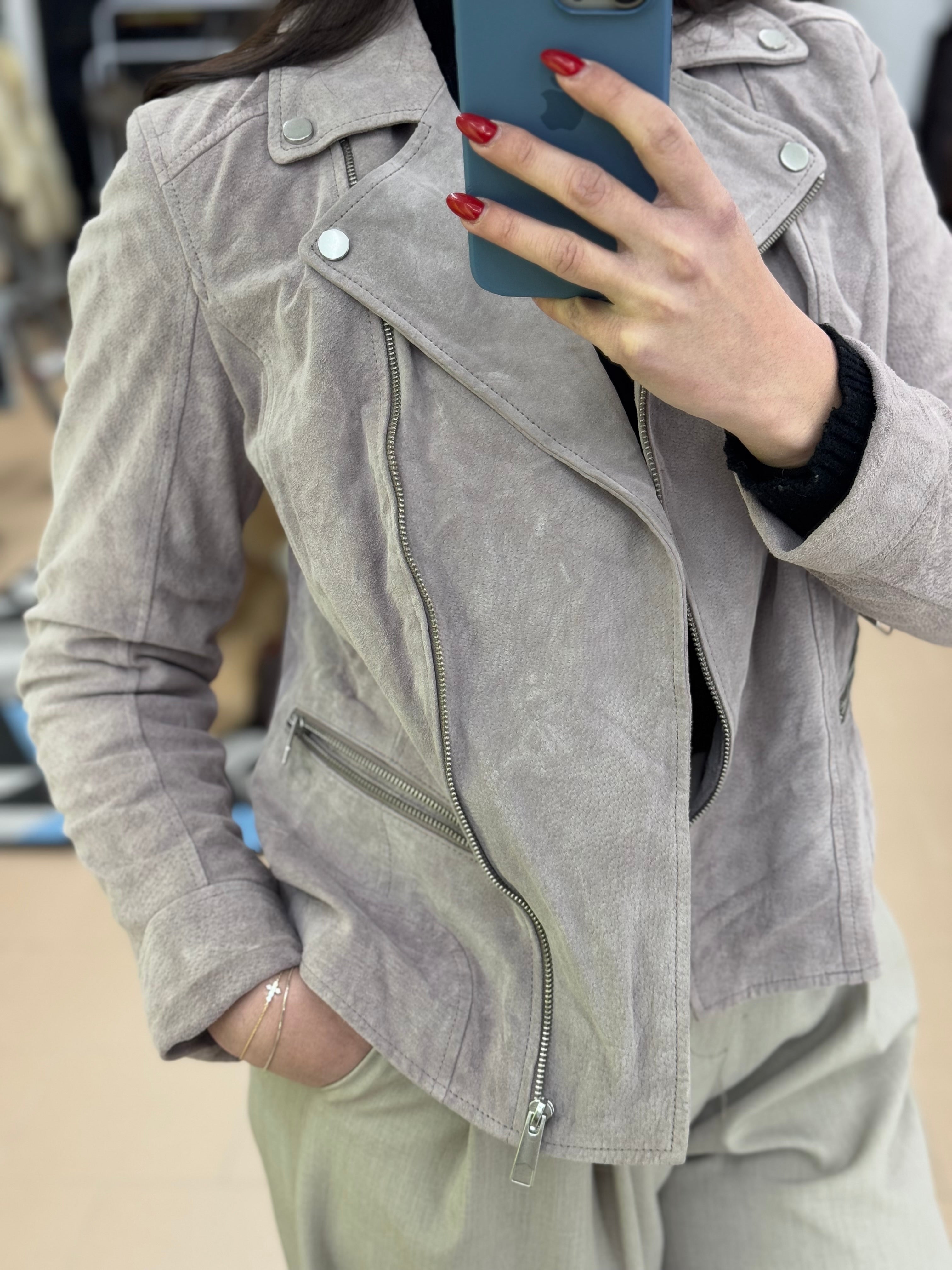 Chiodo in pelle