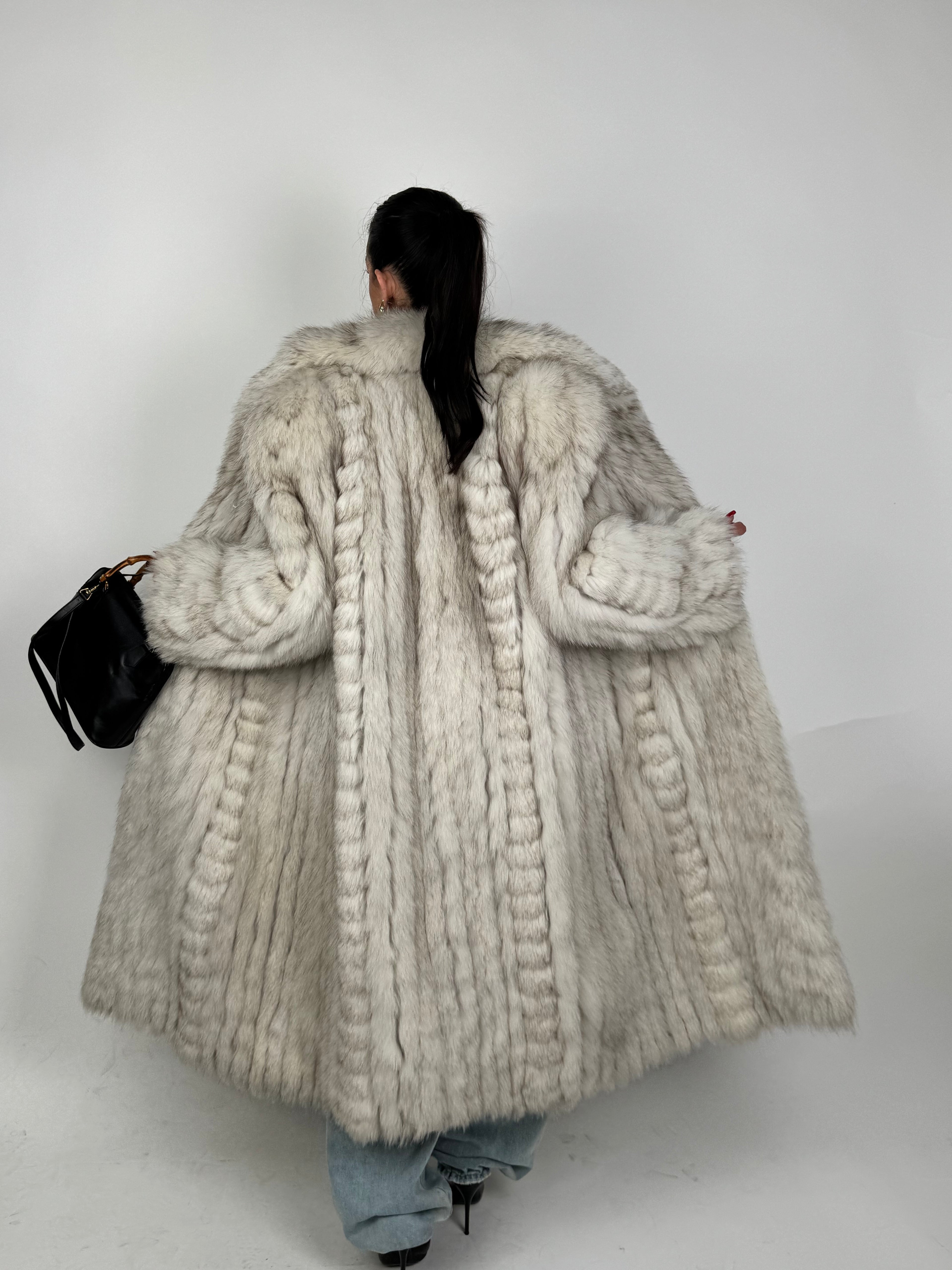 Cappotto in volpe della groenlandia N522