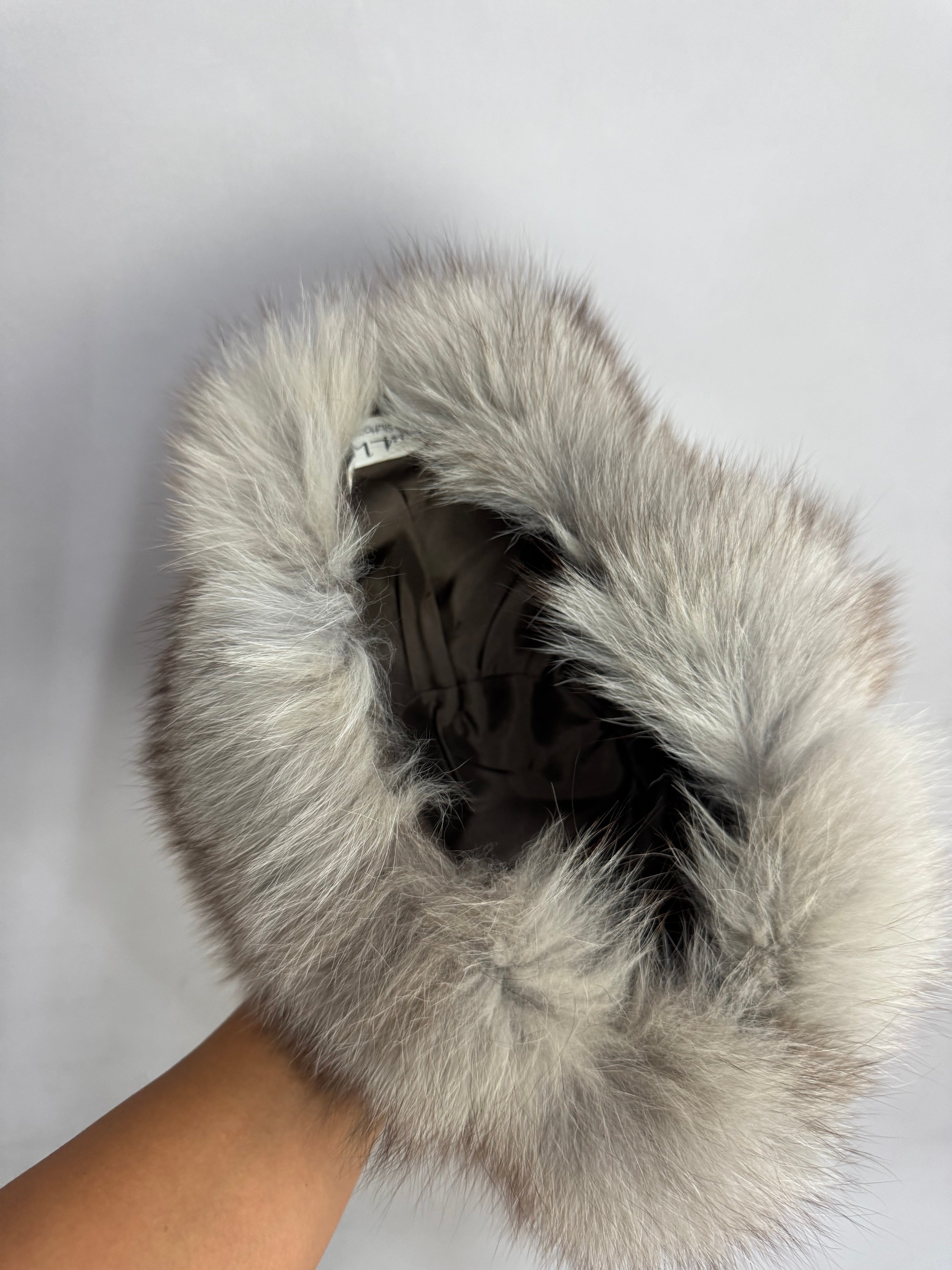 Cappello in volpe della groenlandia 10