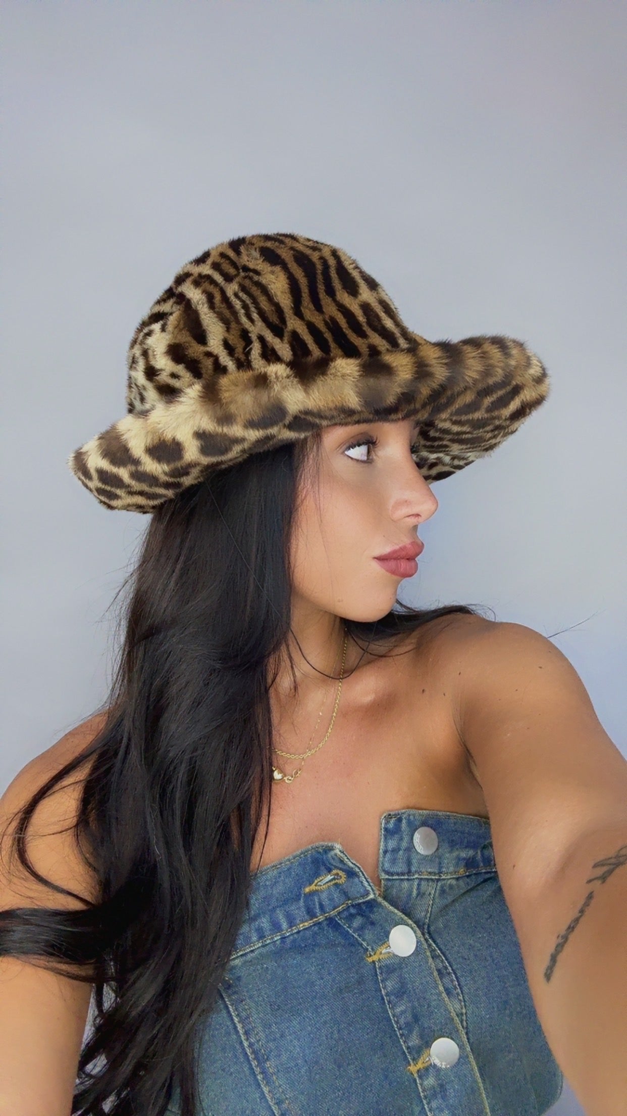 Cappello in leopardo 14
