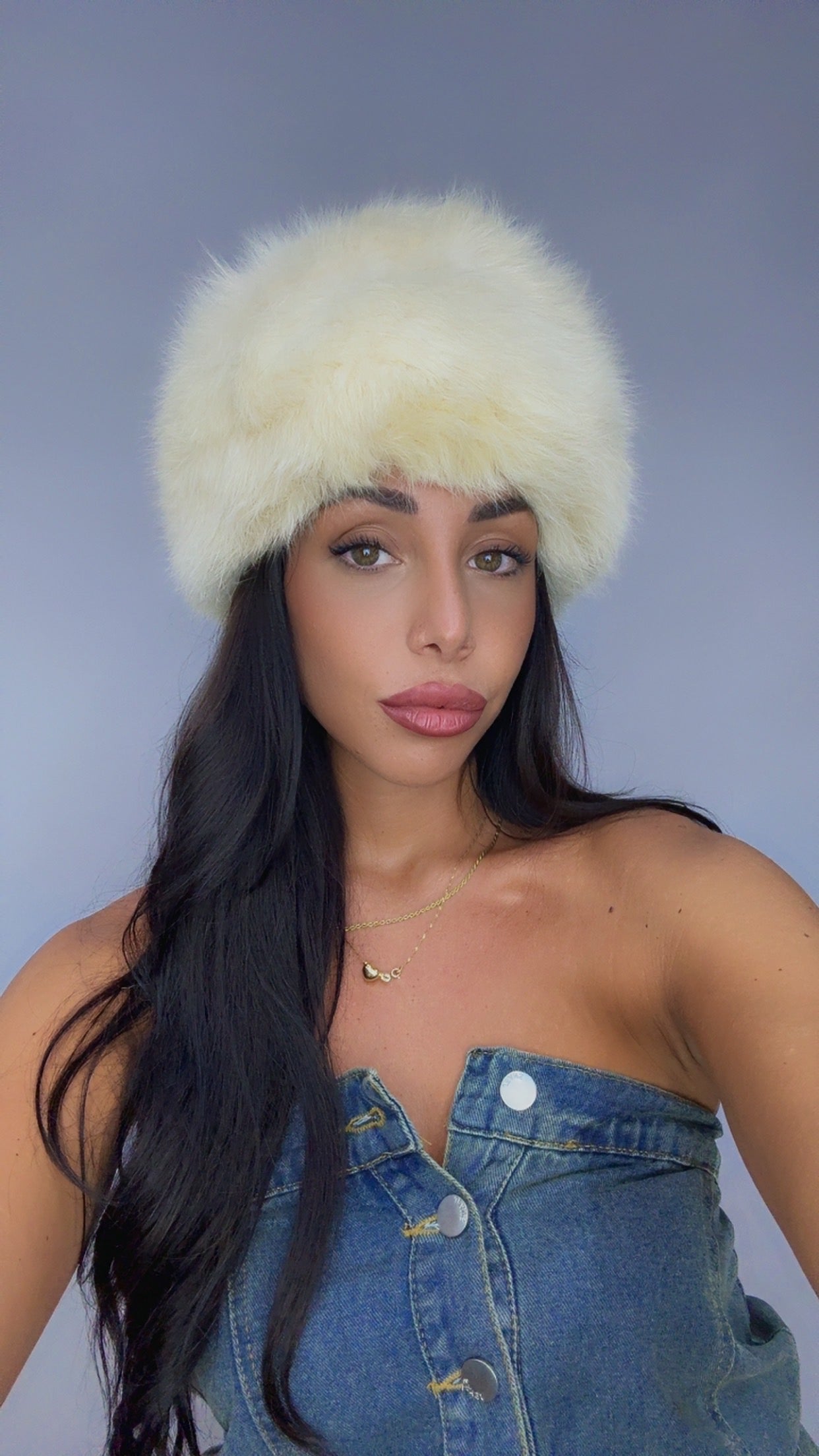 Cappello in volpe polare 17