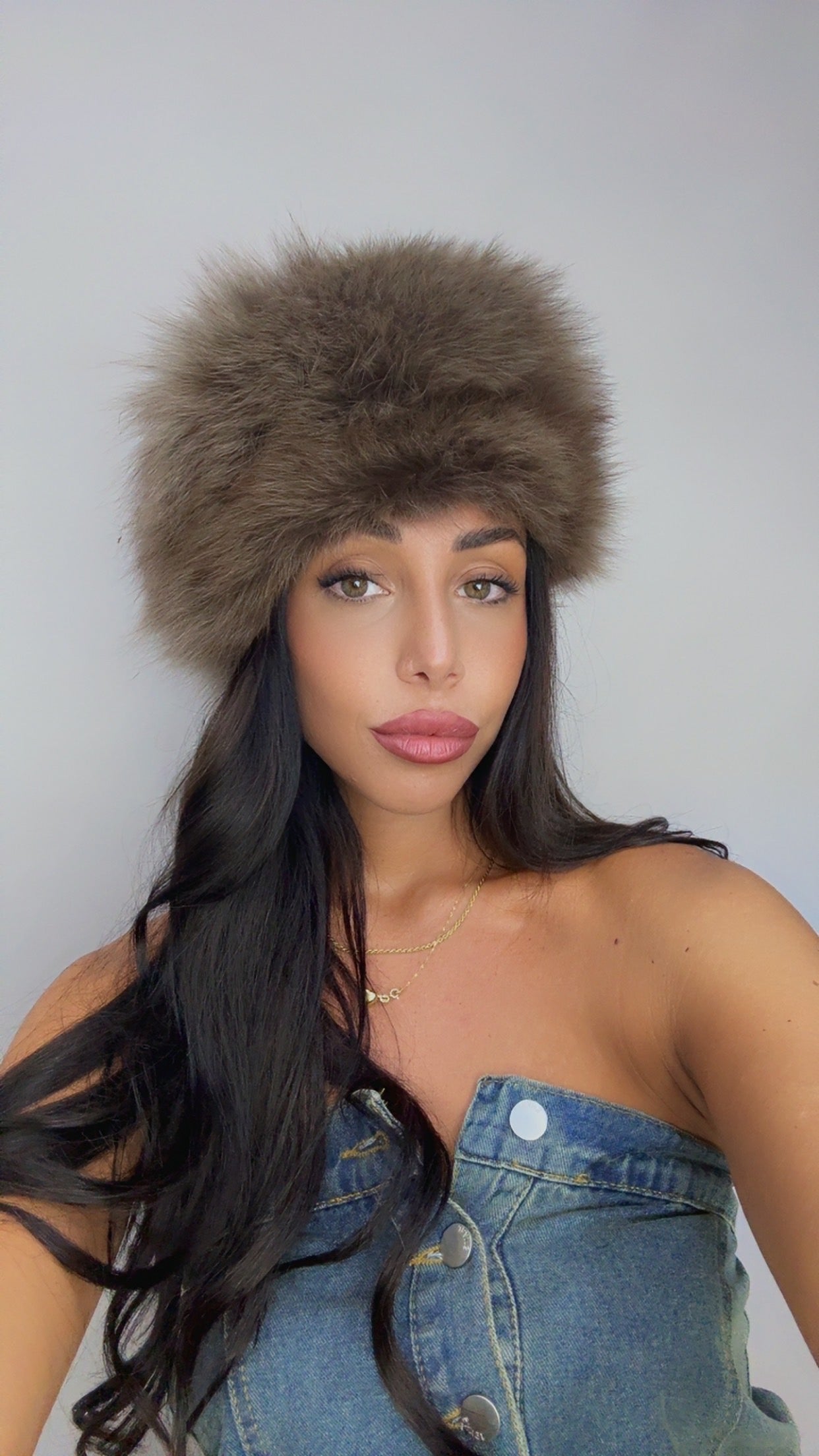 Cappello in volpe polare 18