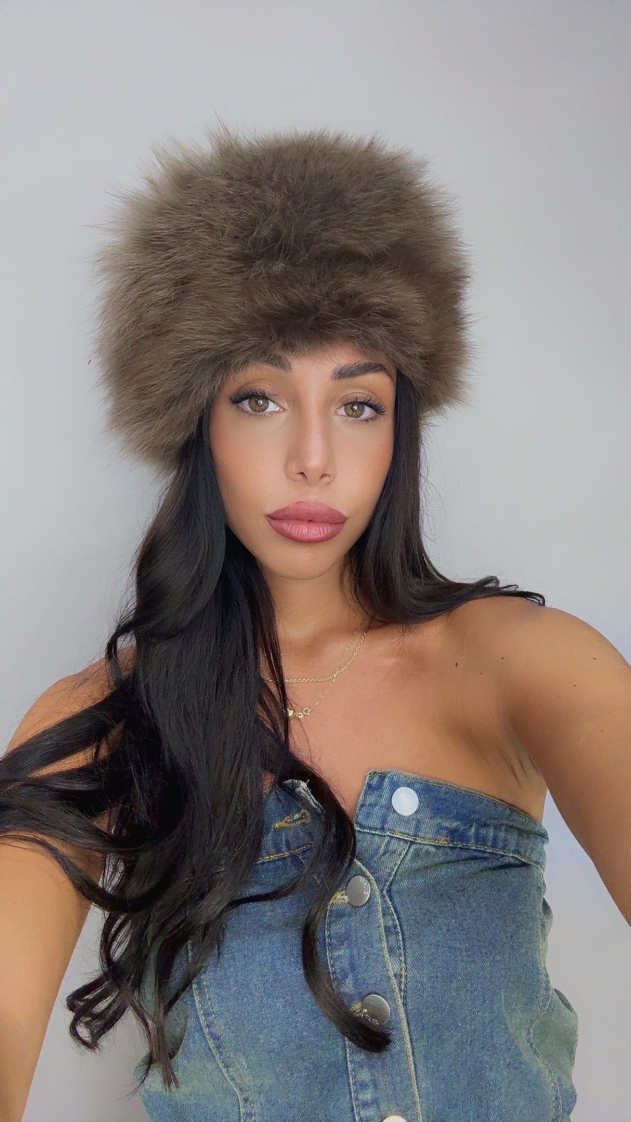 Cappello in volpe polare 18