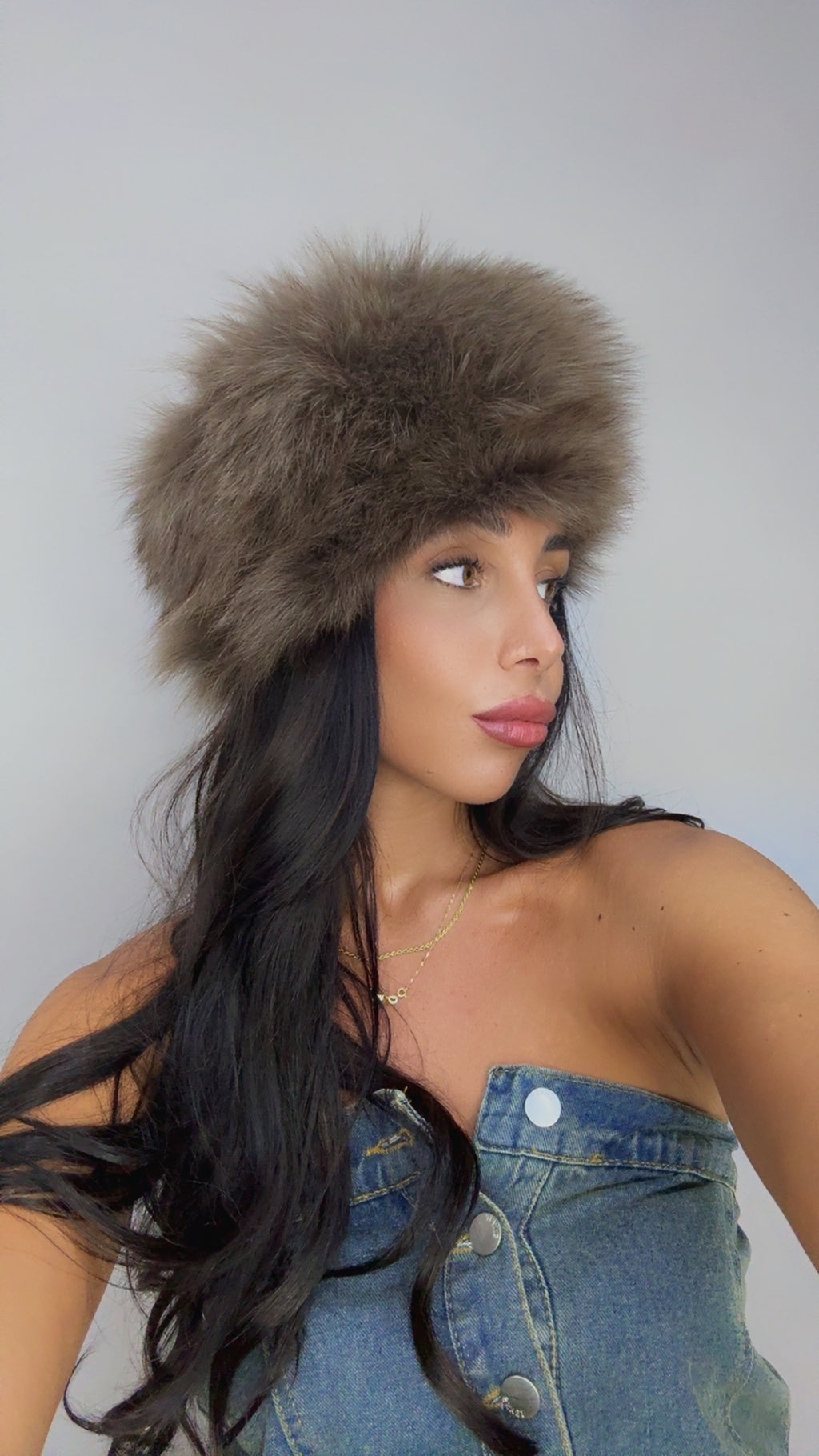 Cappello in volpe polare 18
