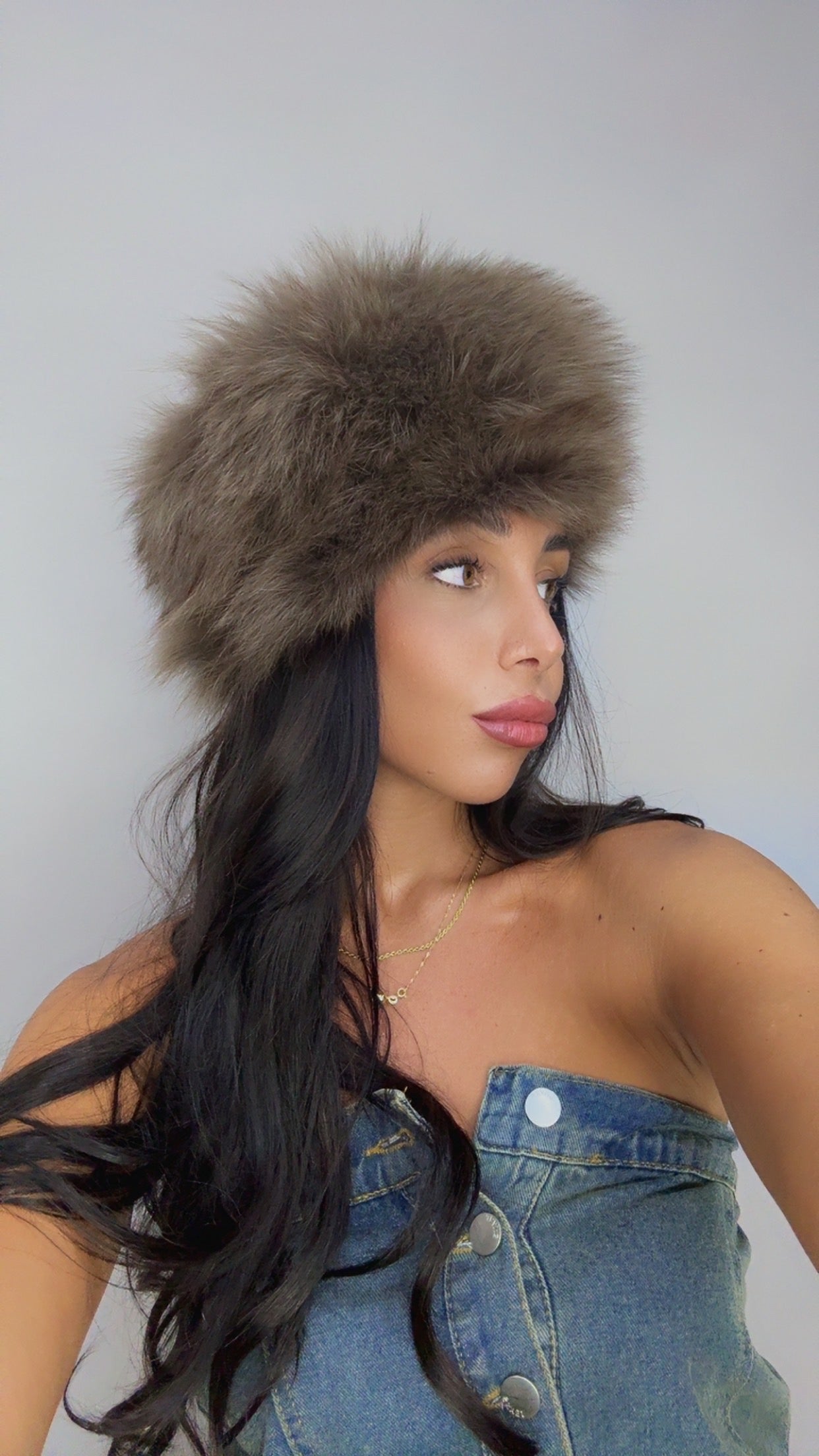 Cappello in volpe polare 18