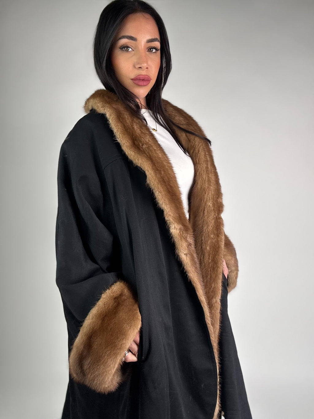 Cappotto in visone Fendi reversibile N538