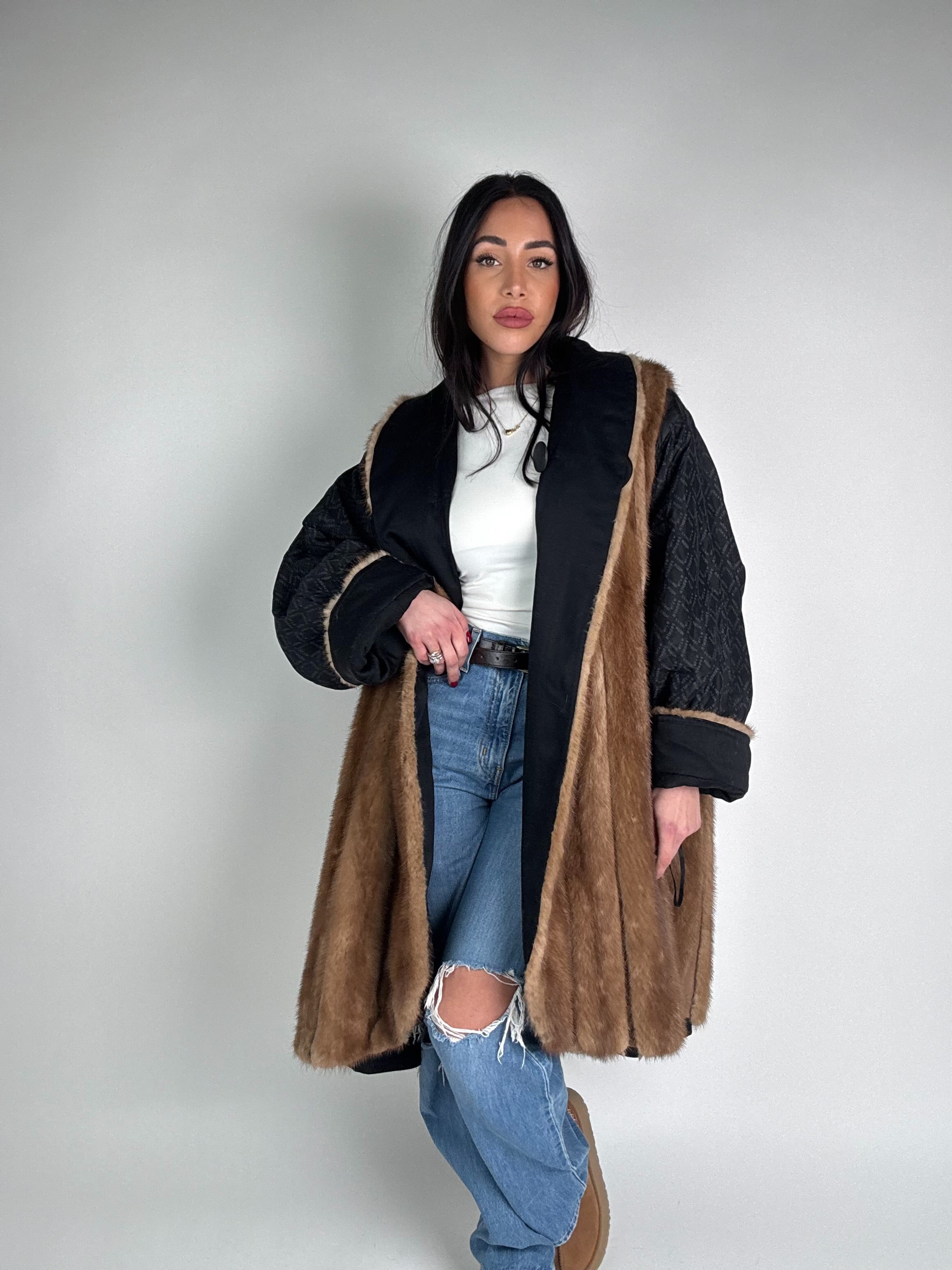 Cappotto in visone Fendi reversibile N538