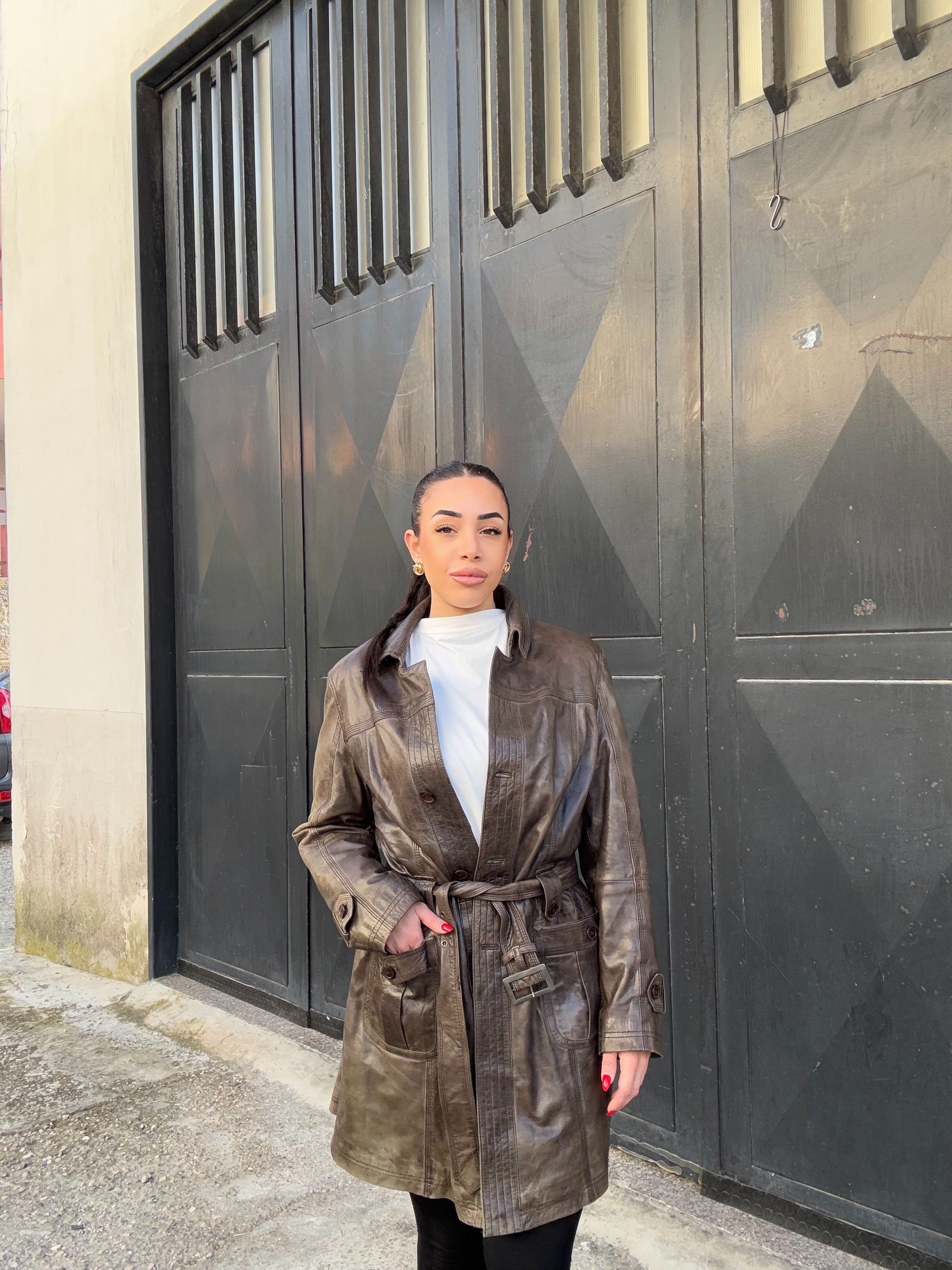 Trench in pelle