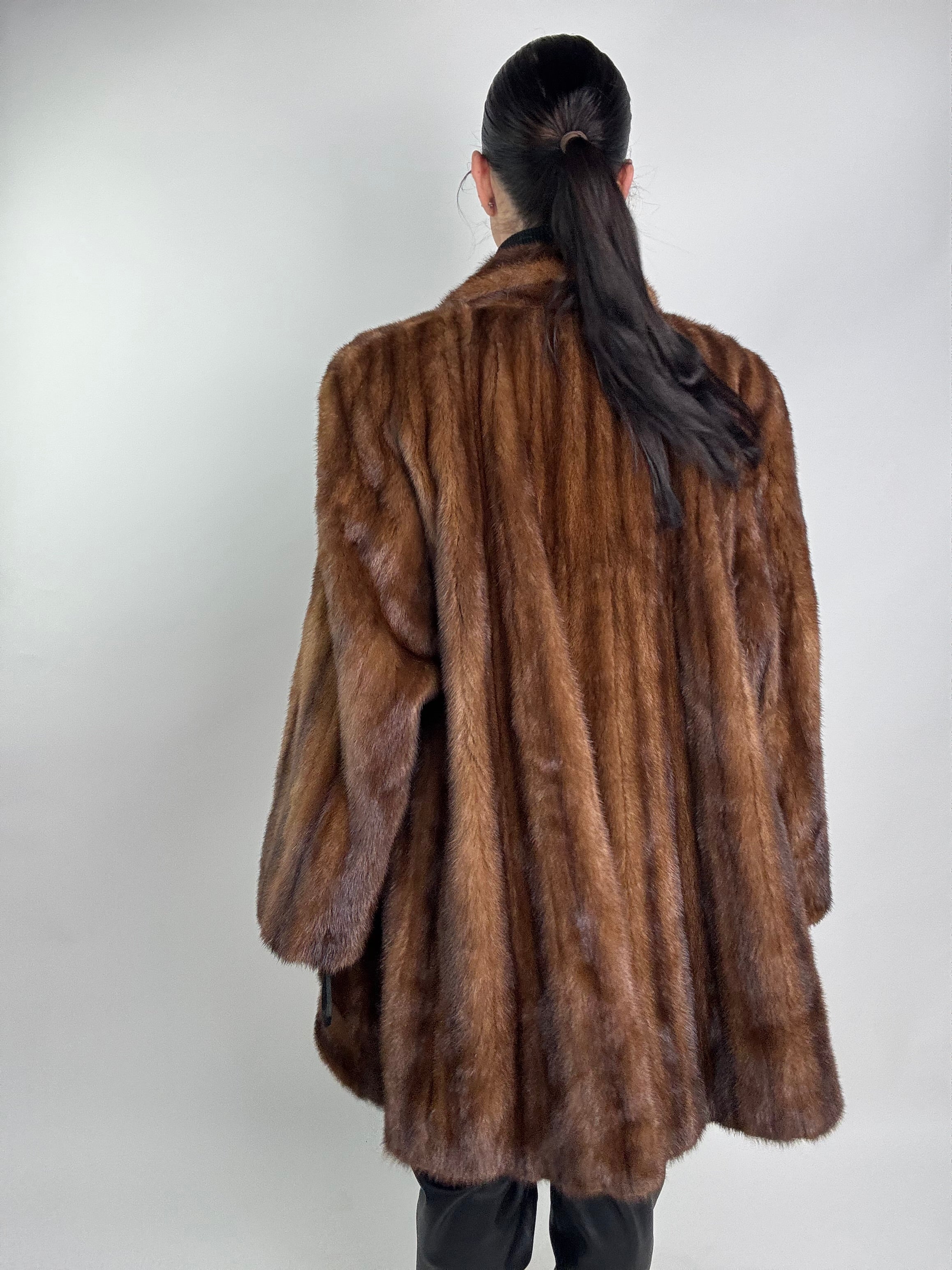 Cappotto in visone N464