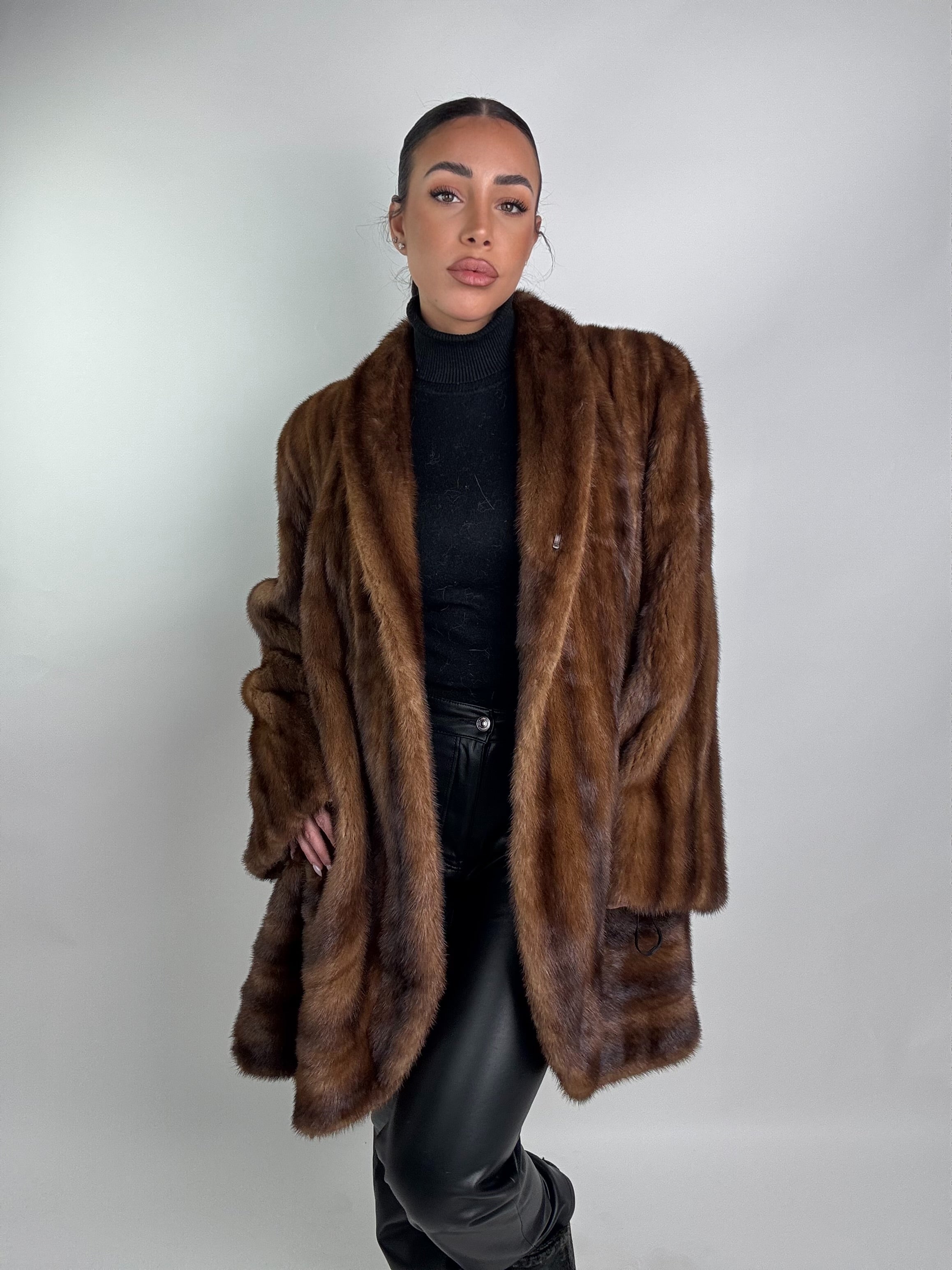 Cappotto in visone N464