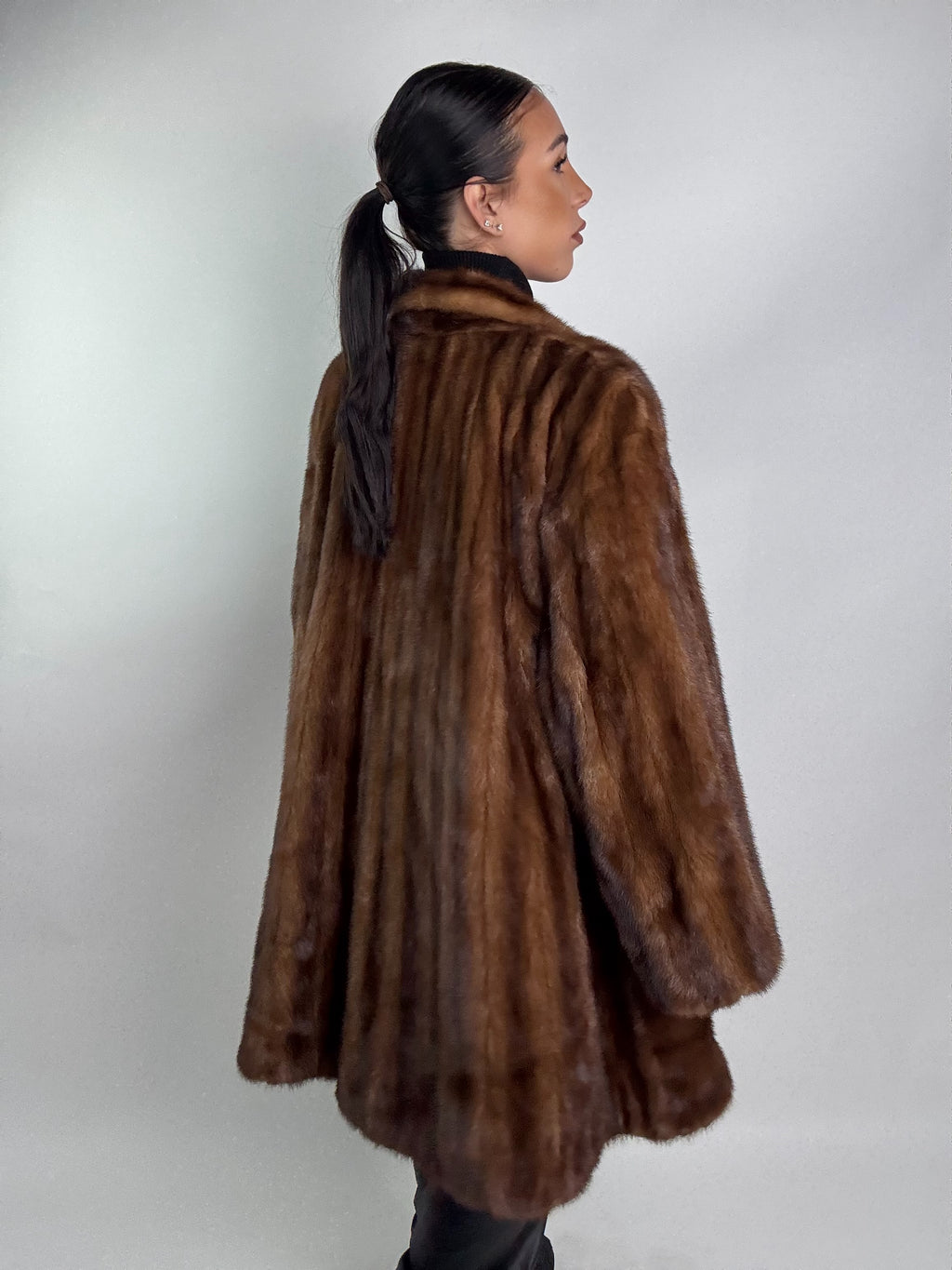 Cappotto in visone N464