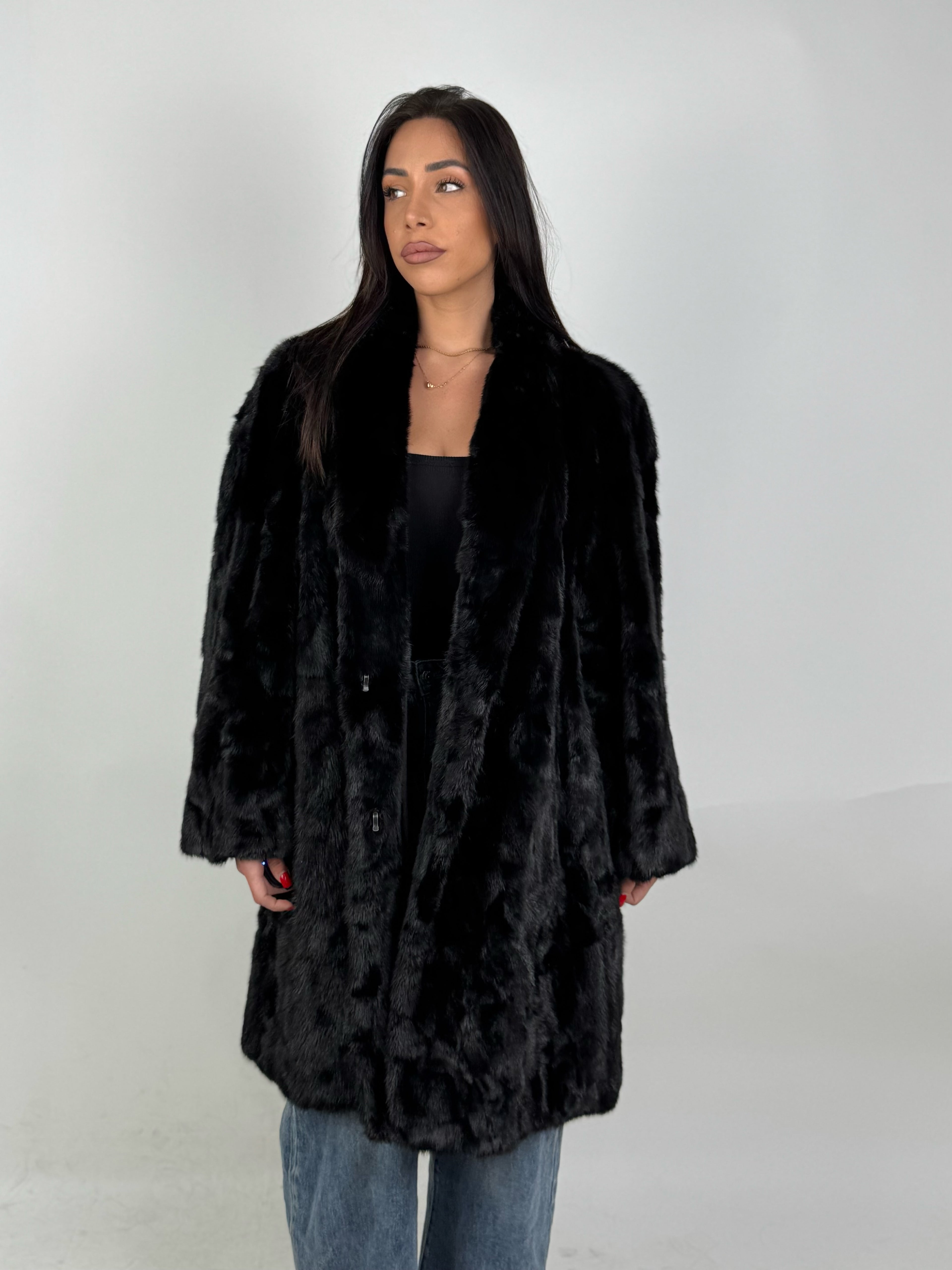 Cappotto in visone N634