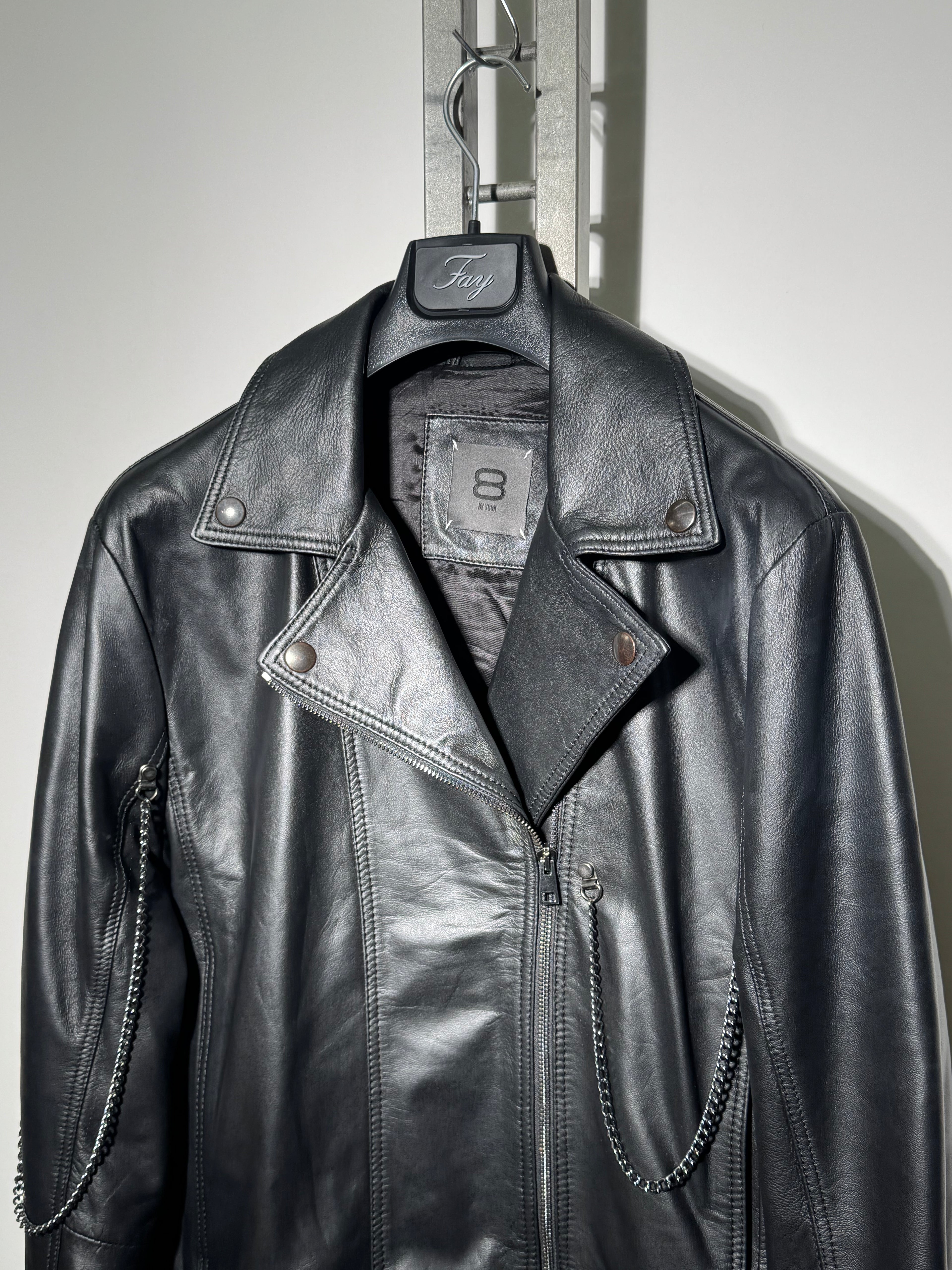 Chiodo in pelle