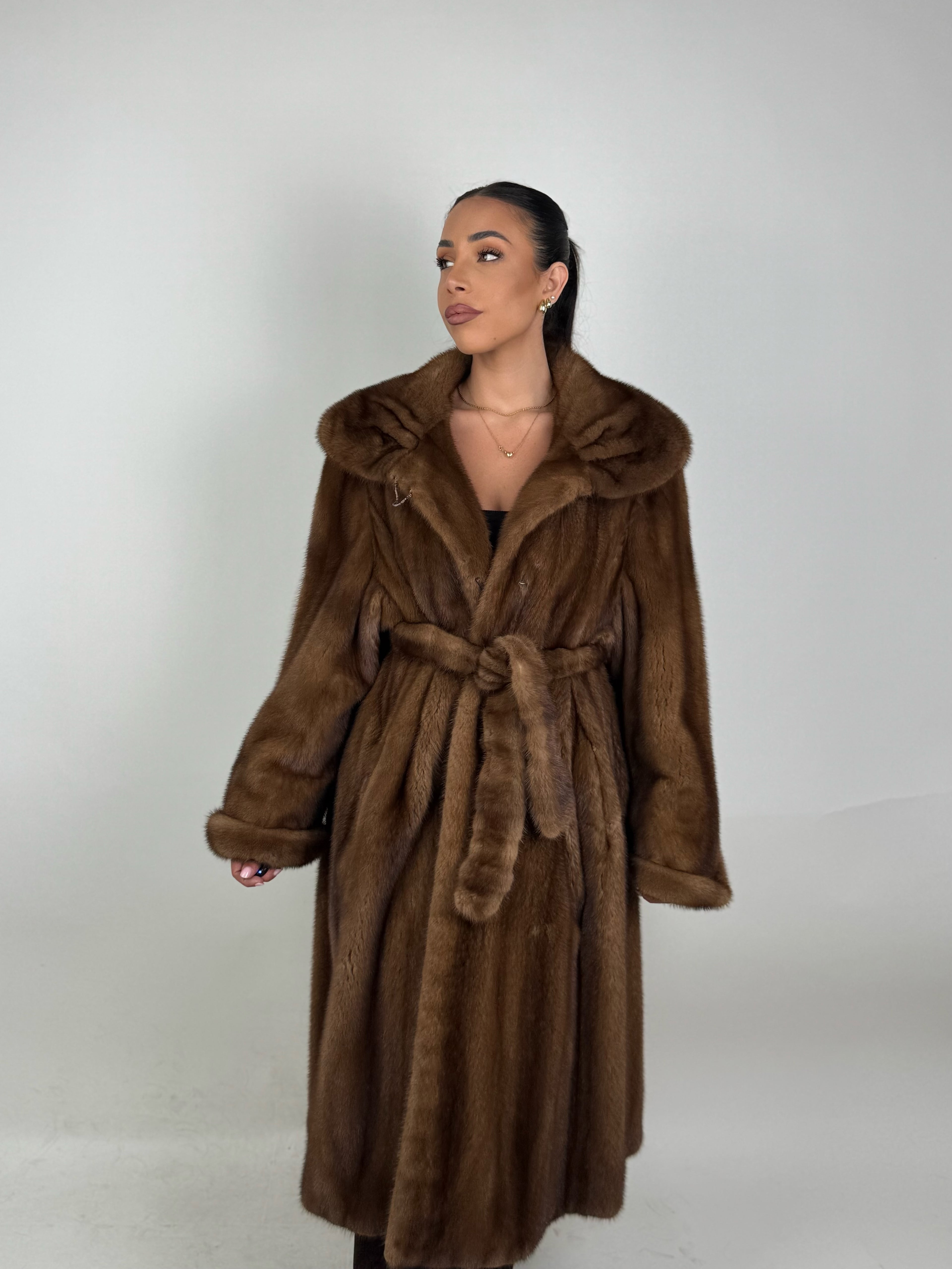 Cappotto in visone N638