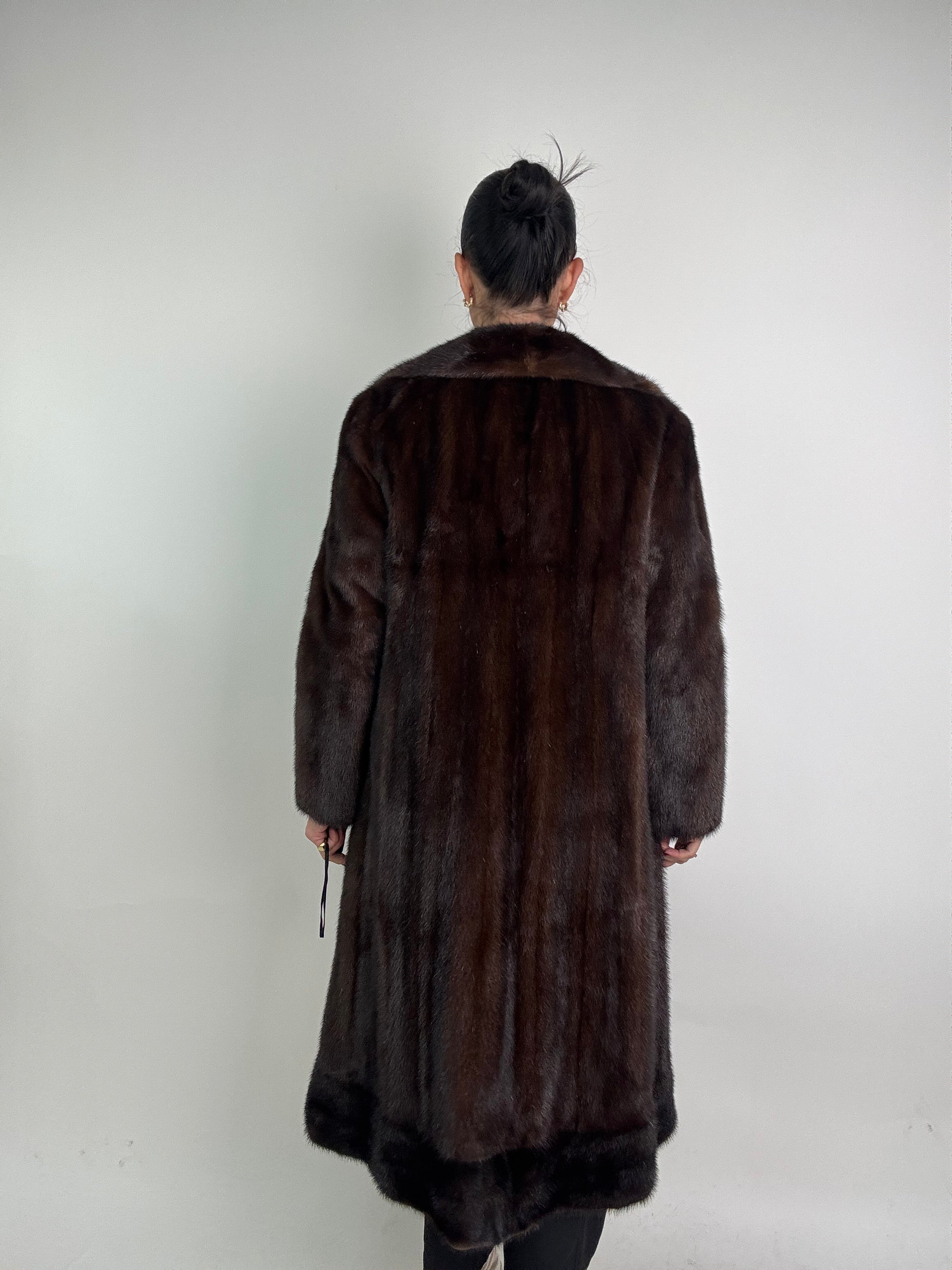 Cappotto in visone N398