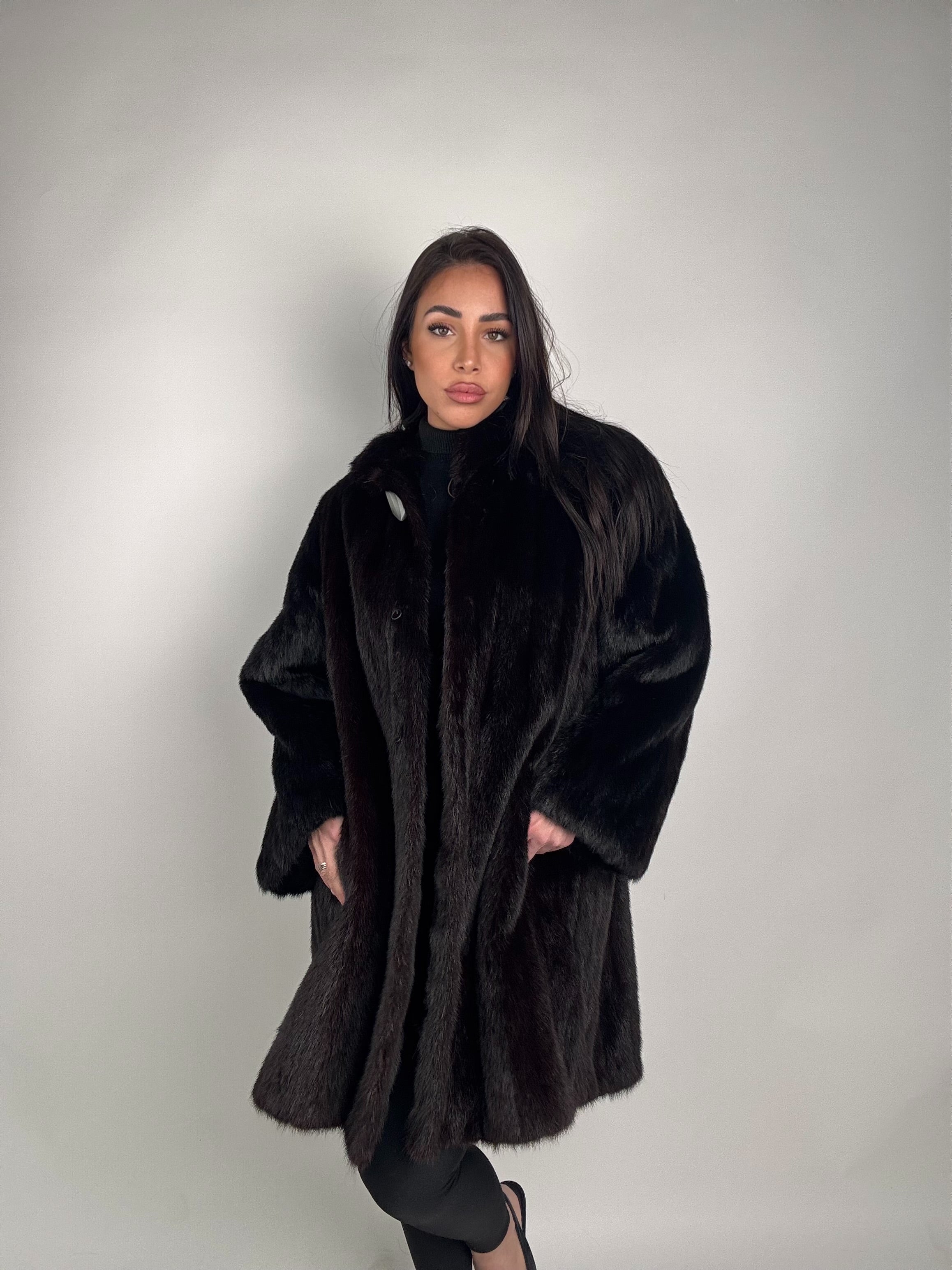 Cappotto in visone N465