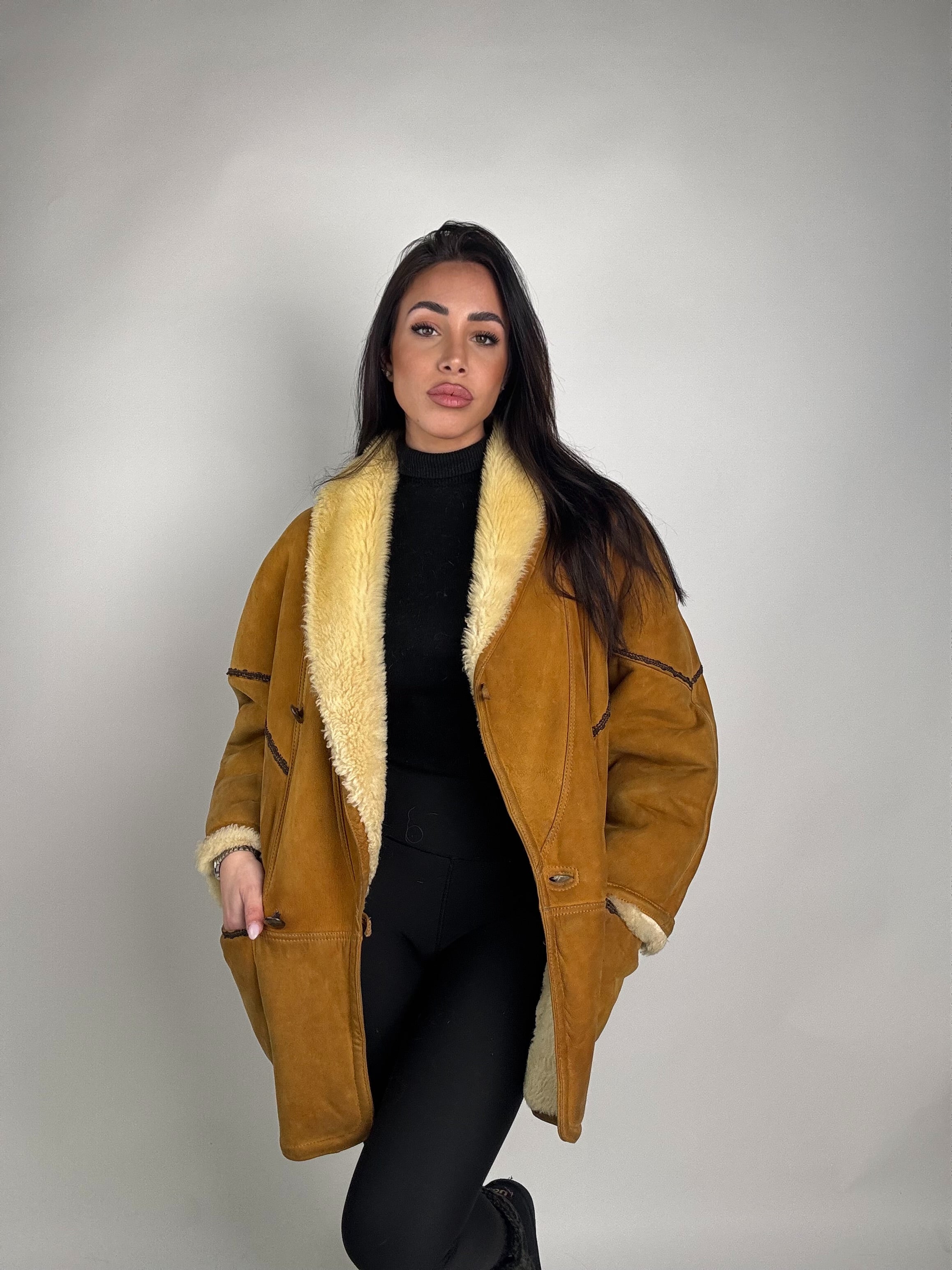 Shearling coat N164