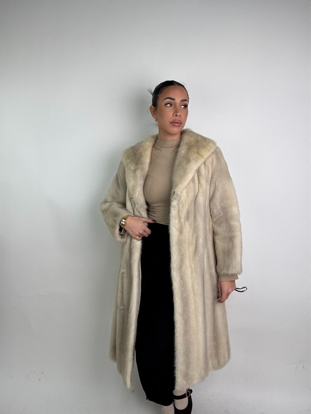 Cappotto in visone N397