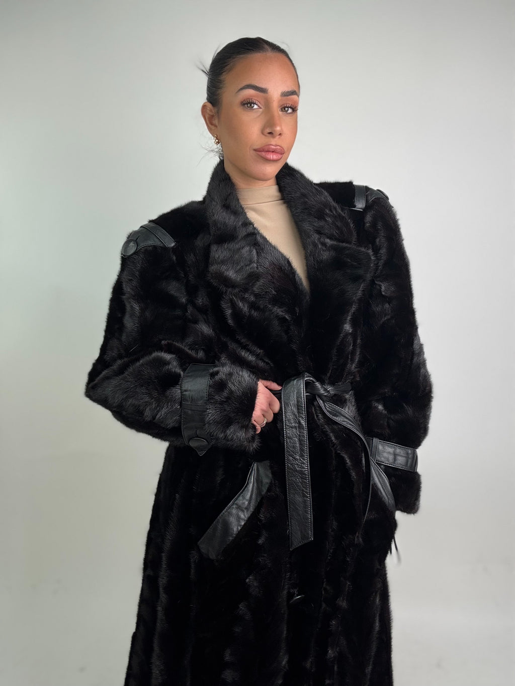 Cappotto in visone N399