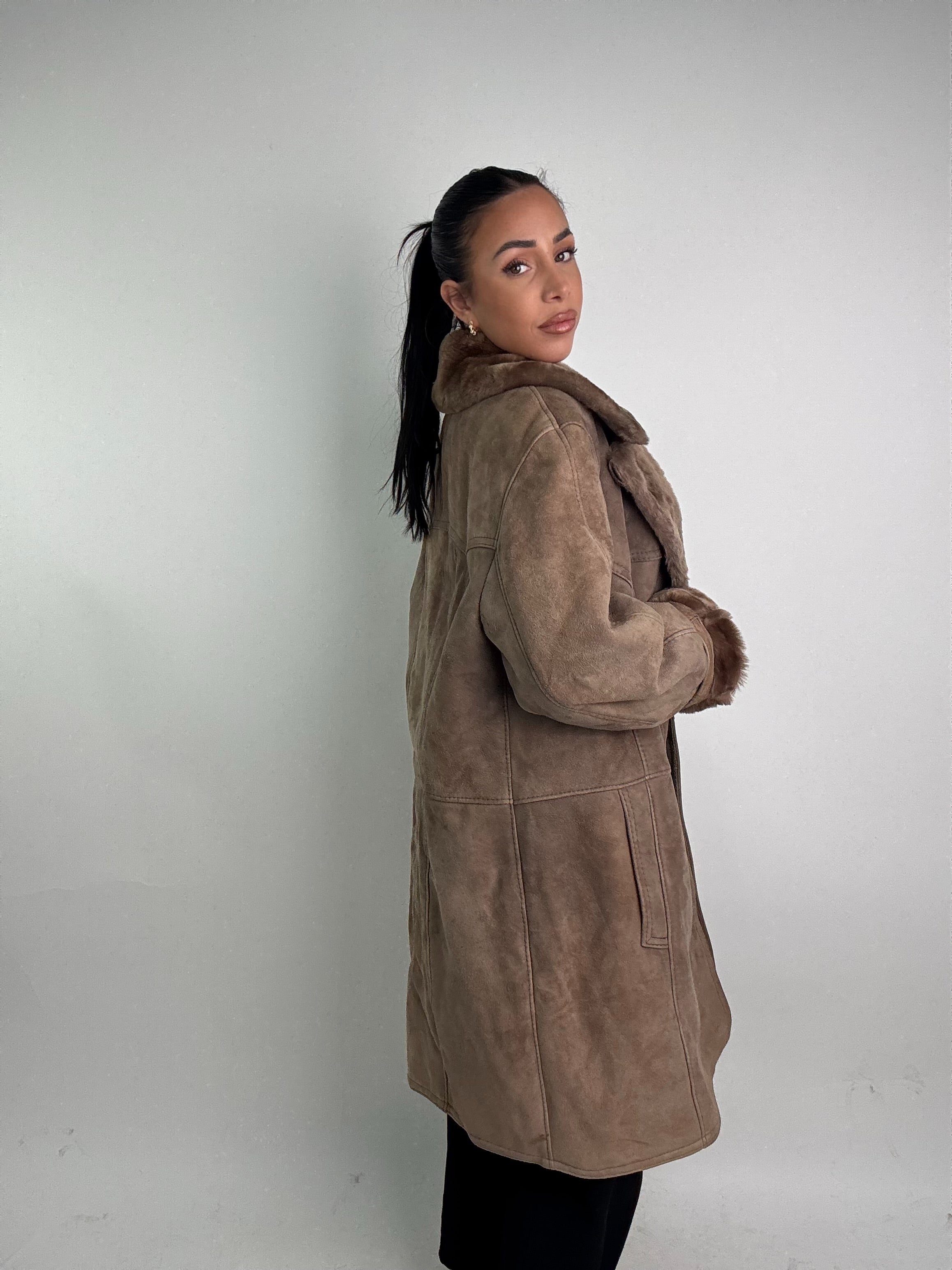 Shearling coat N150