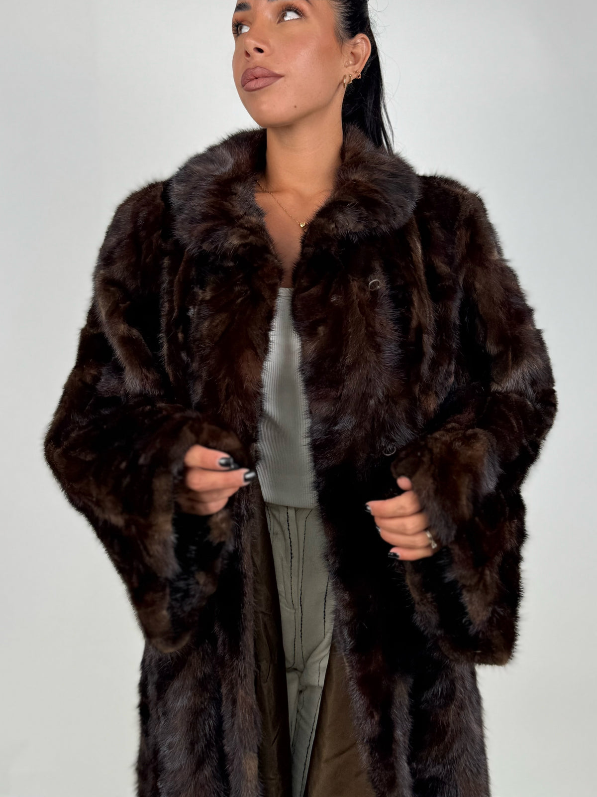 Cappotto in visone N710