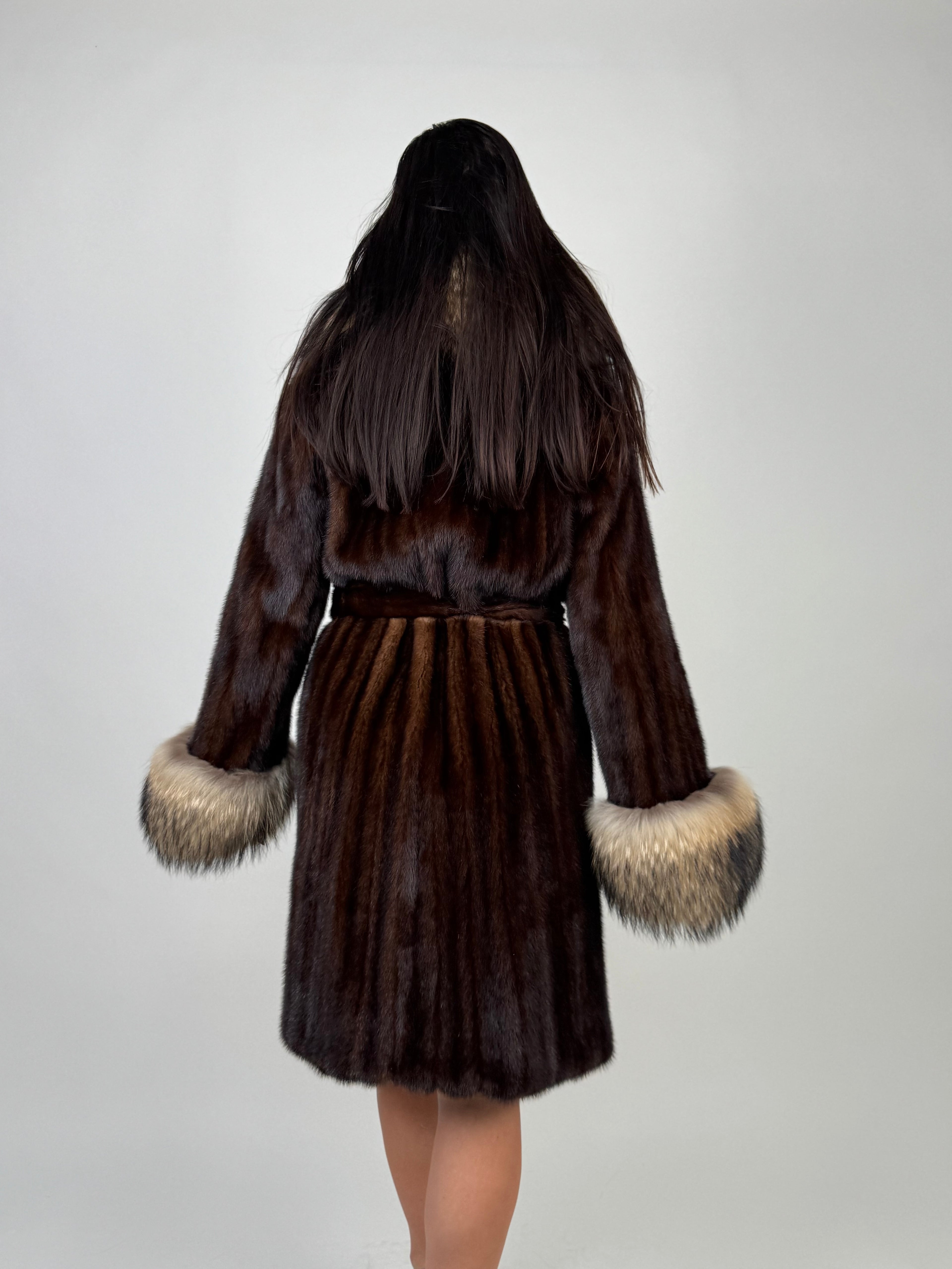 Cappotto in visone e murmasky N672