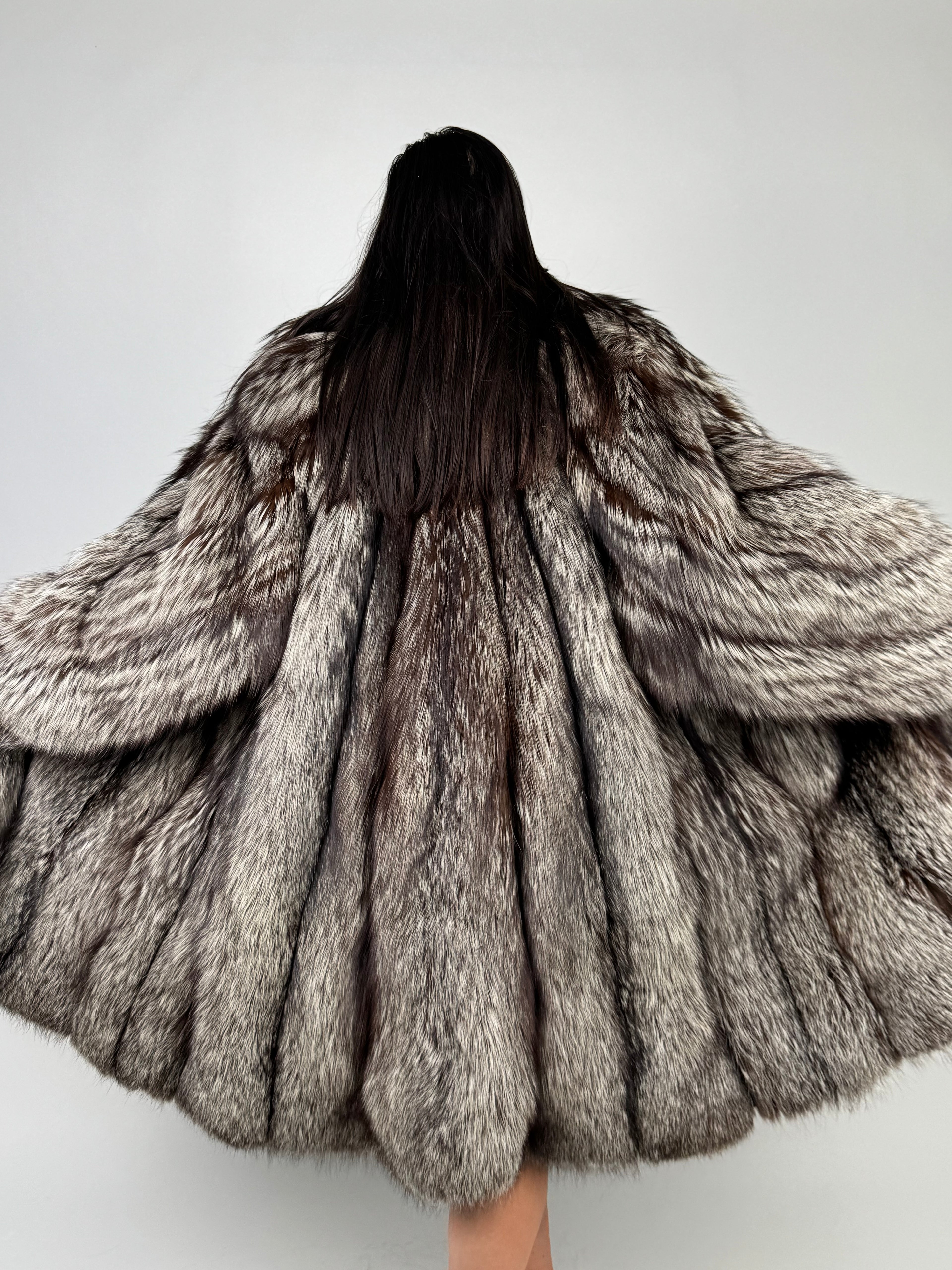 Cappotto in volpe argentata N31