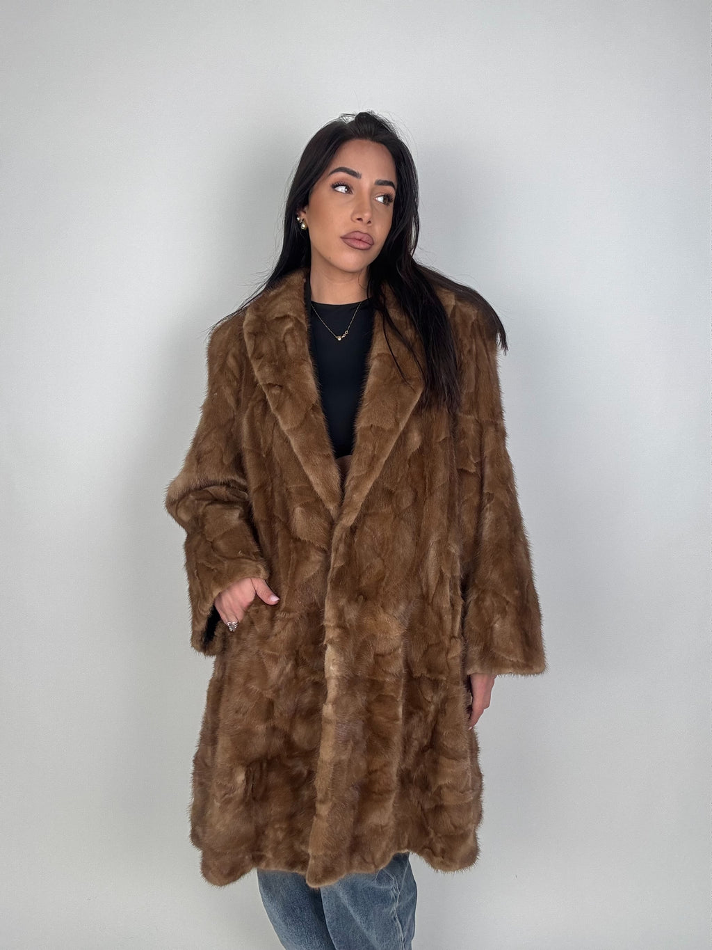 Cappotto in visone N639