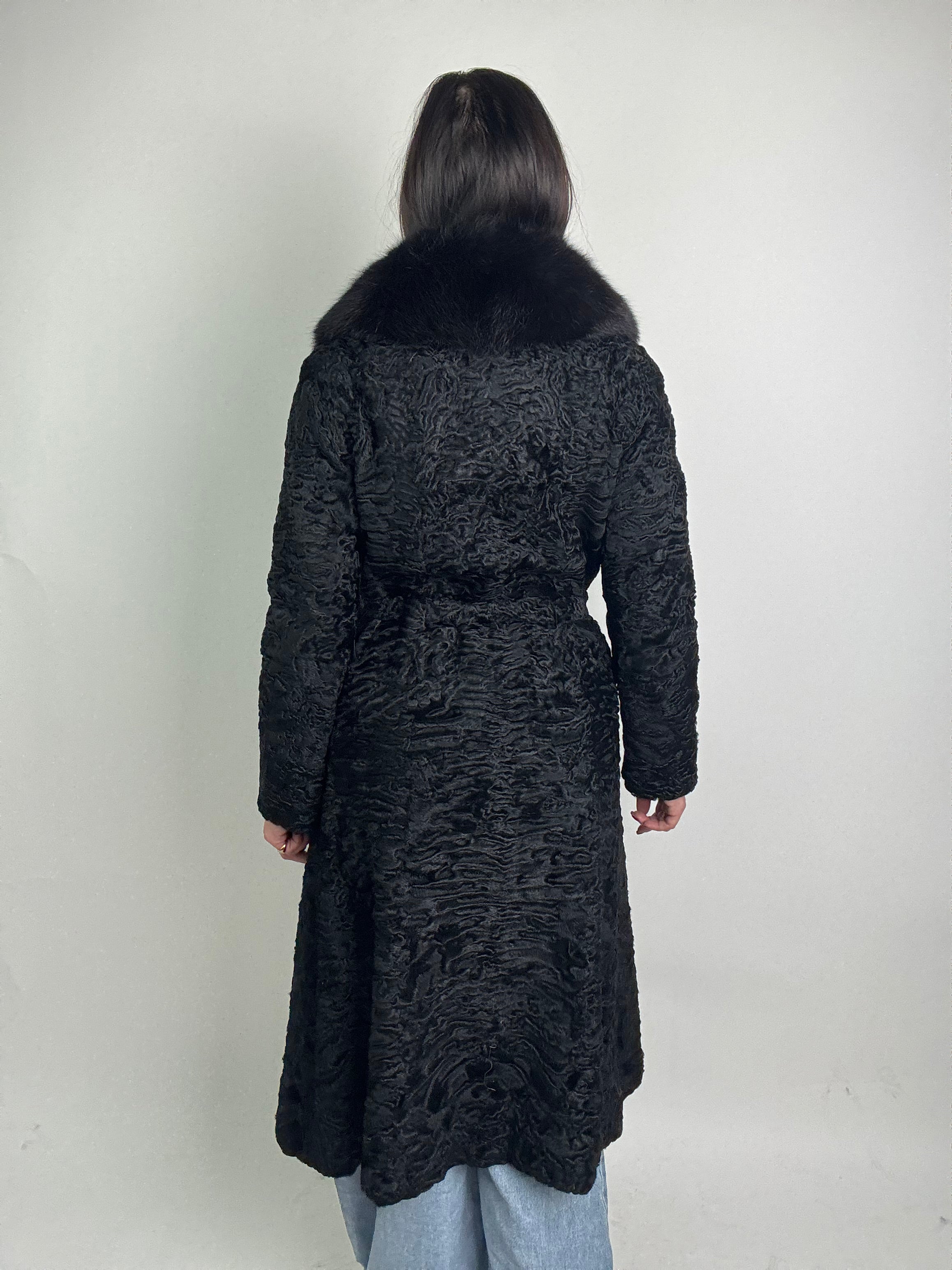 Cappotto in astrakan e volpe N31