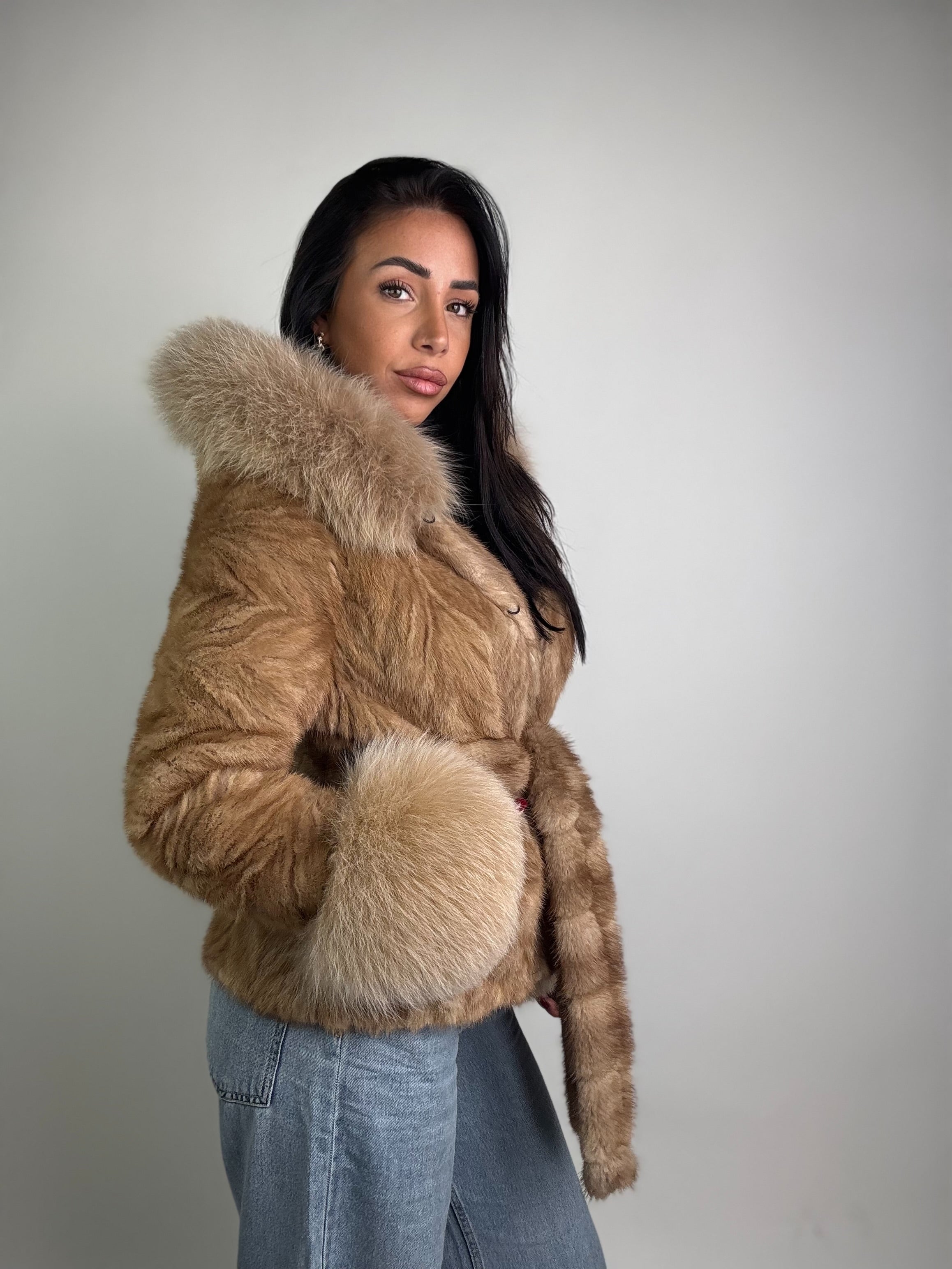 Giacca in visone cintura e cappuccio N231