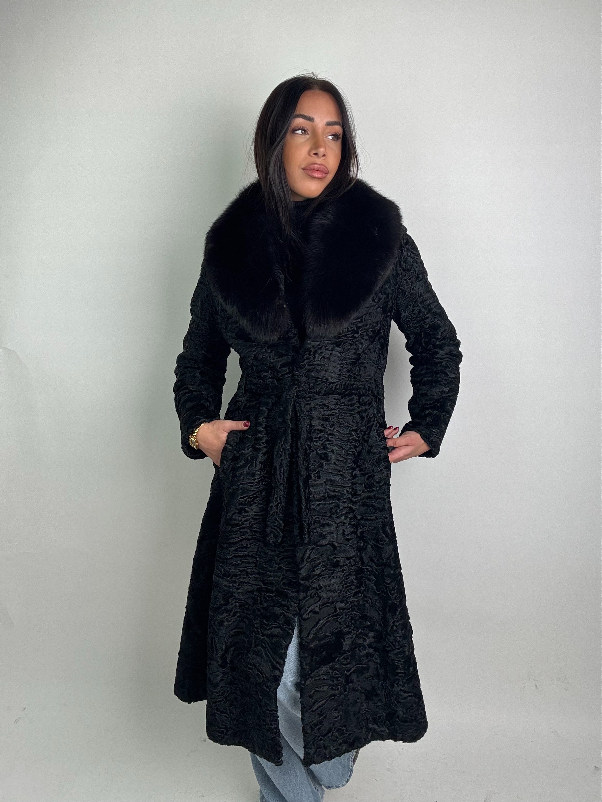 Cappotto in astrakan e volpe N31