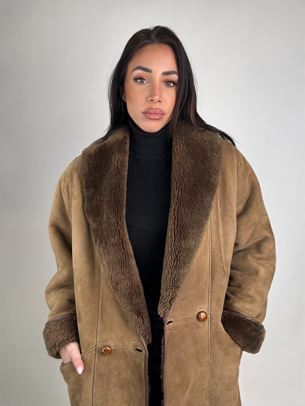 Shearling coat N179