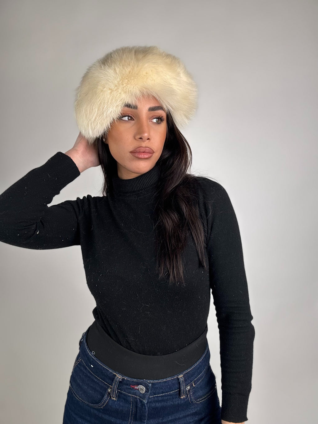 Cappello in volpe della groenlandia N80