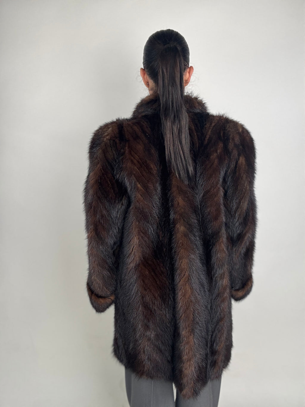 Cappotto in visone N467