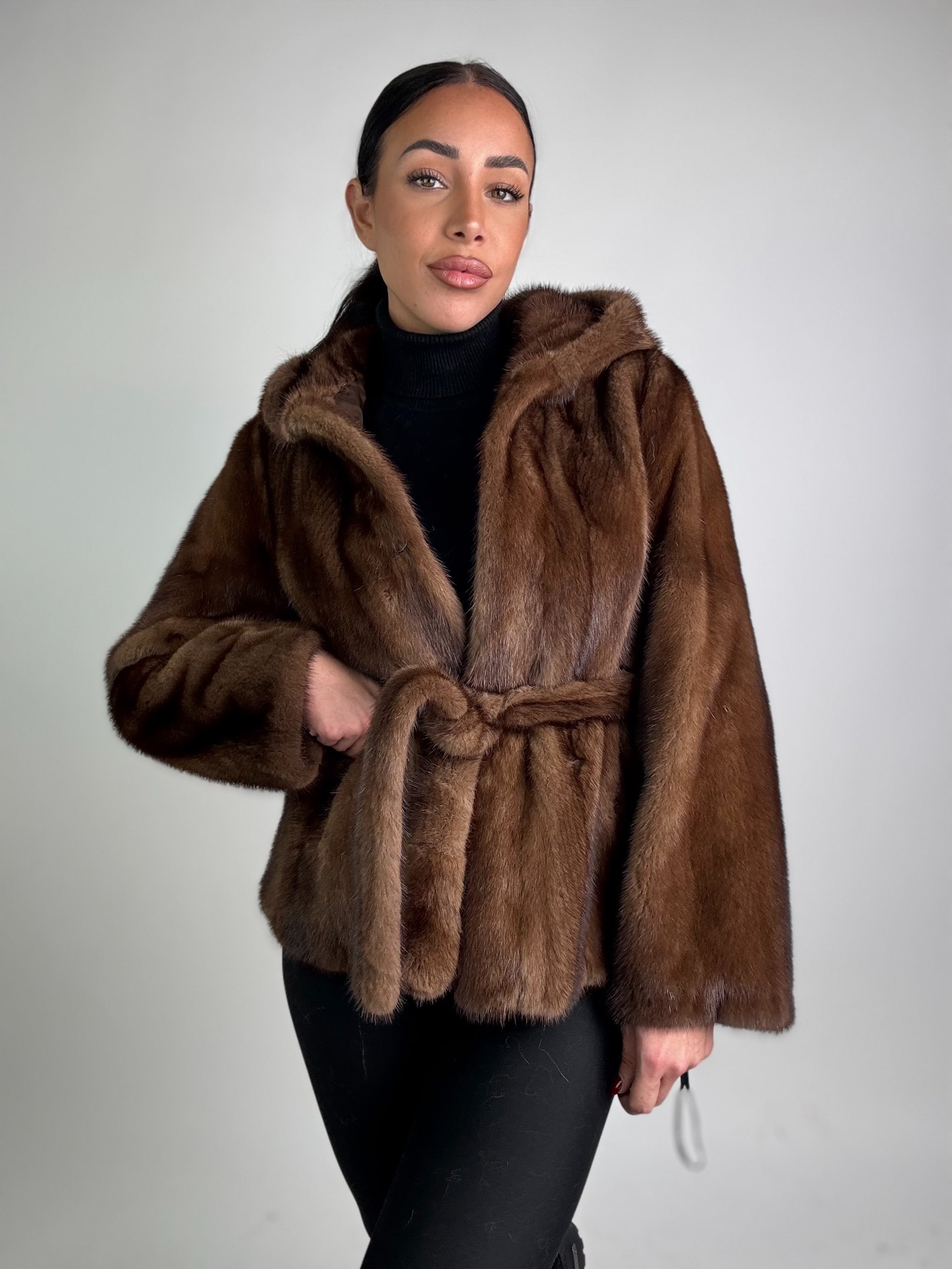 Giacca in visone cintura e cappuccio N233