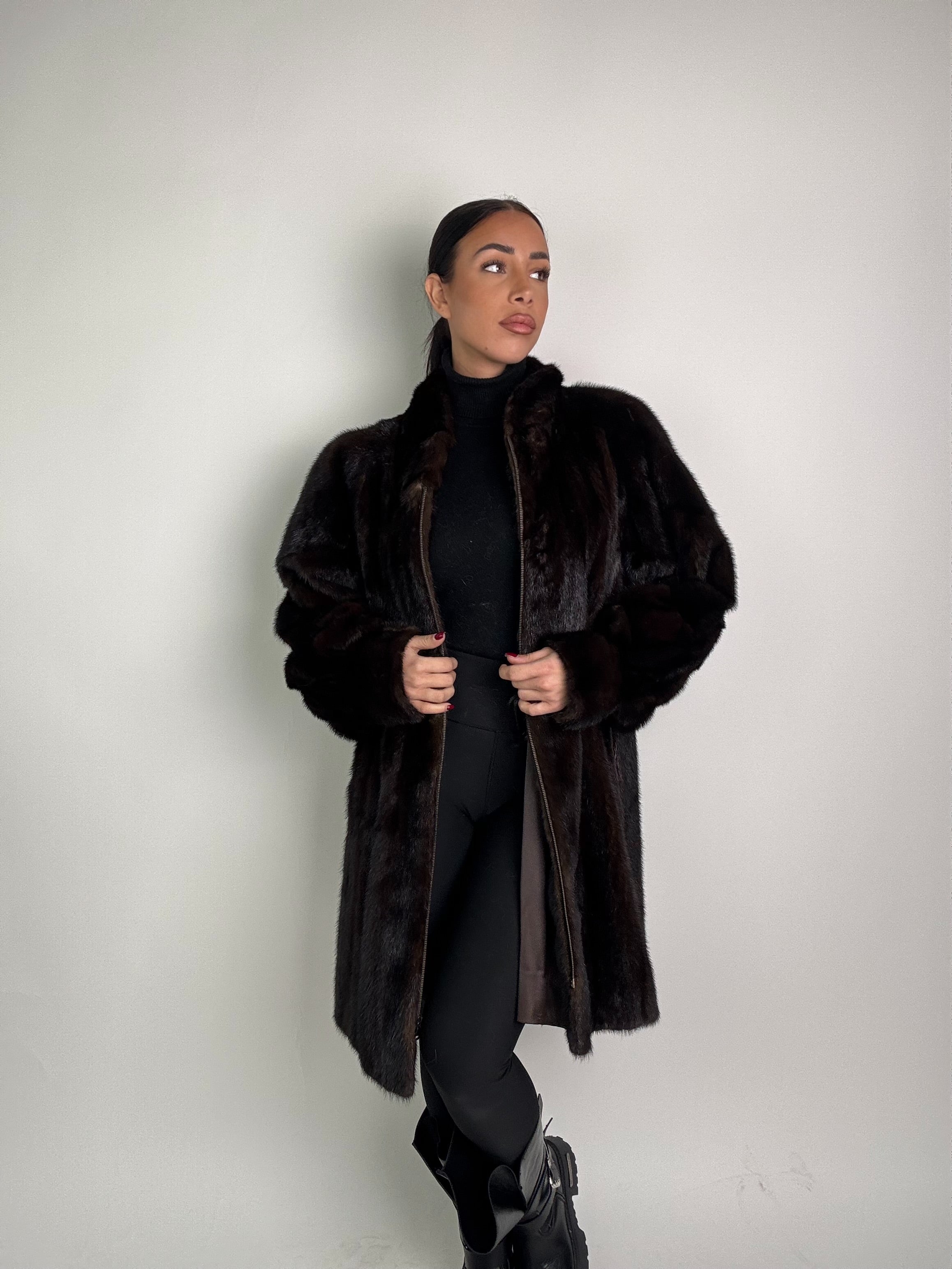 Cappotto in visone N401