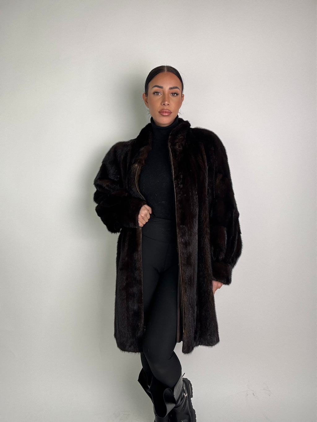 Cappotto in visone N401