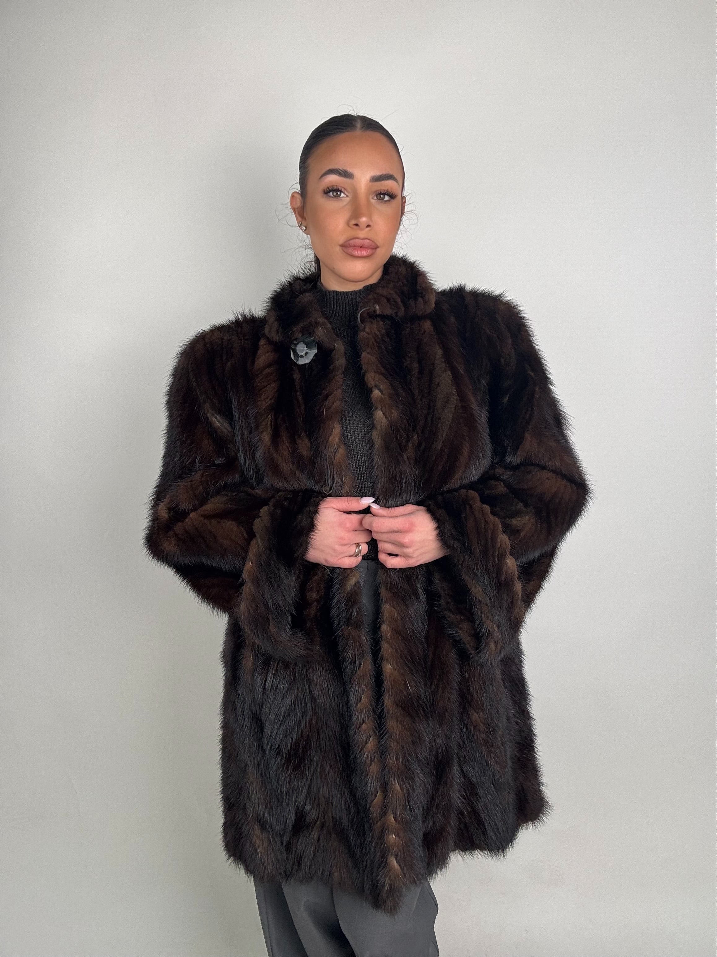 Cappotto in visone N467